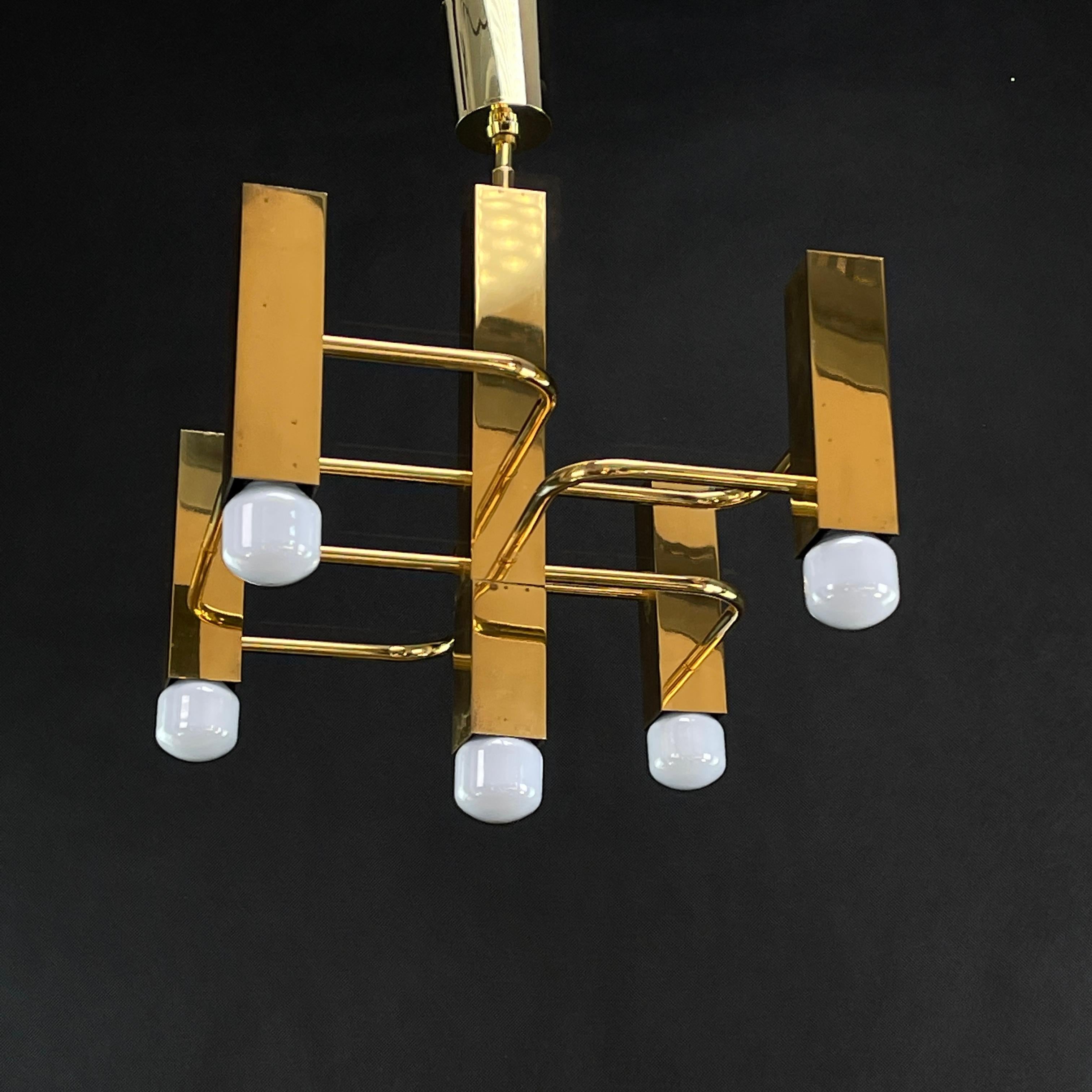 Space Age Brass Chandelier from Sciolari for Boulanger, 1970s For Sale
