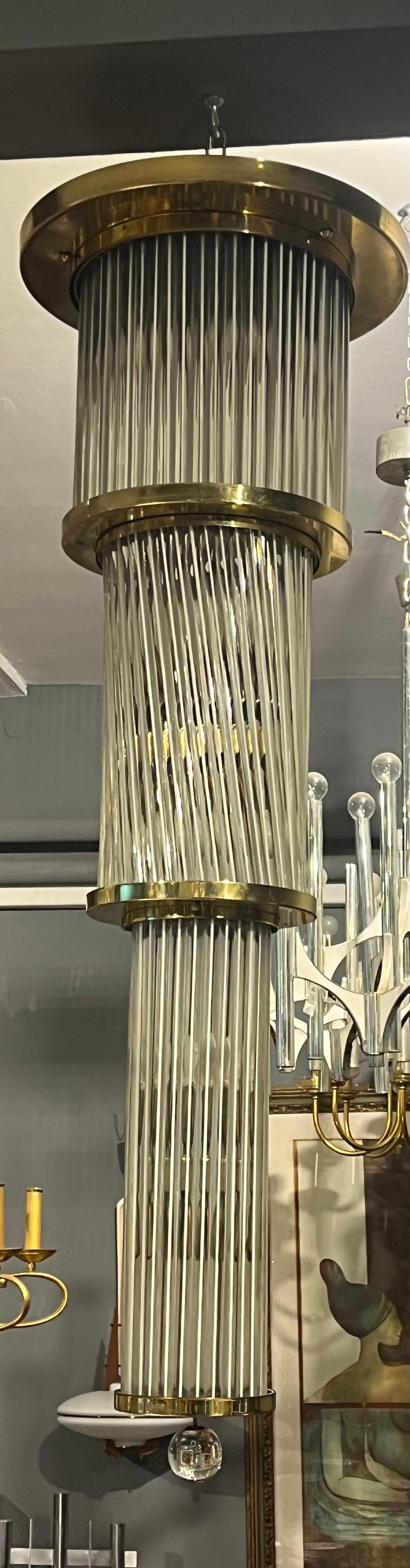 Brass chandelier from the 1960s attributed to the famous Venini glass factory. in vendita 3