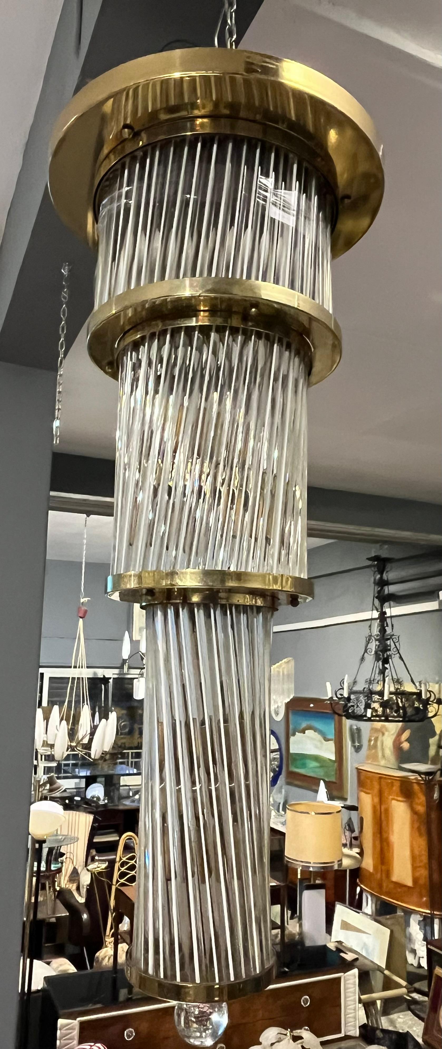 Brass chandelier from the 1960s attributed to the famous Venini glassworks In condizioni buone in vendita a Catania, IT