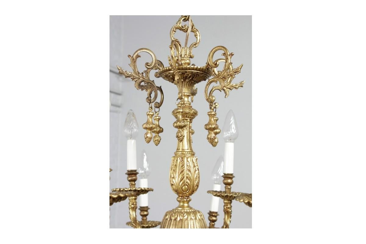 Brass Chandelier in Louis XV Style In Good Condition For Sale In Chorzów, PL