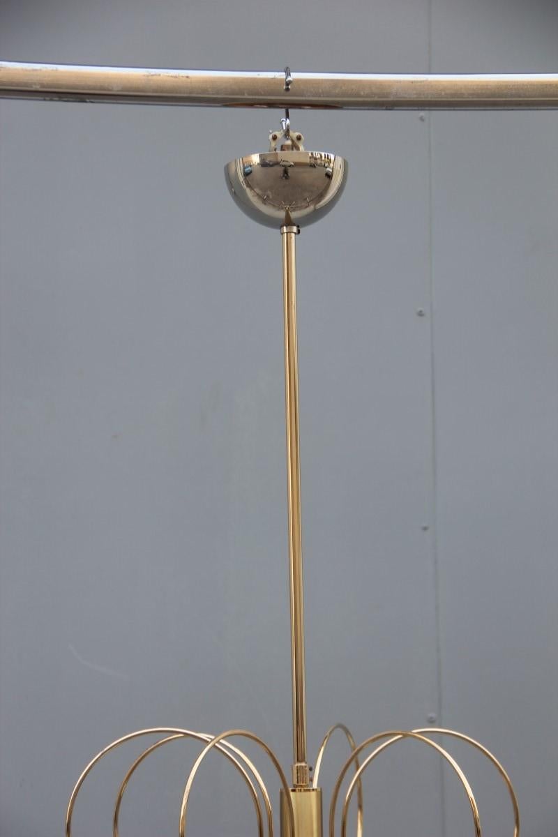 Mid-Century moderno Lampadario in ottone rotondo ottone oro Design italiano scultoreo minimal, 1970 in vendita