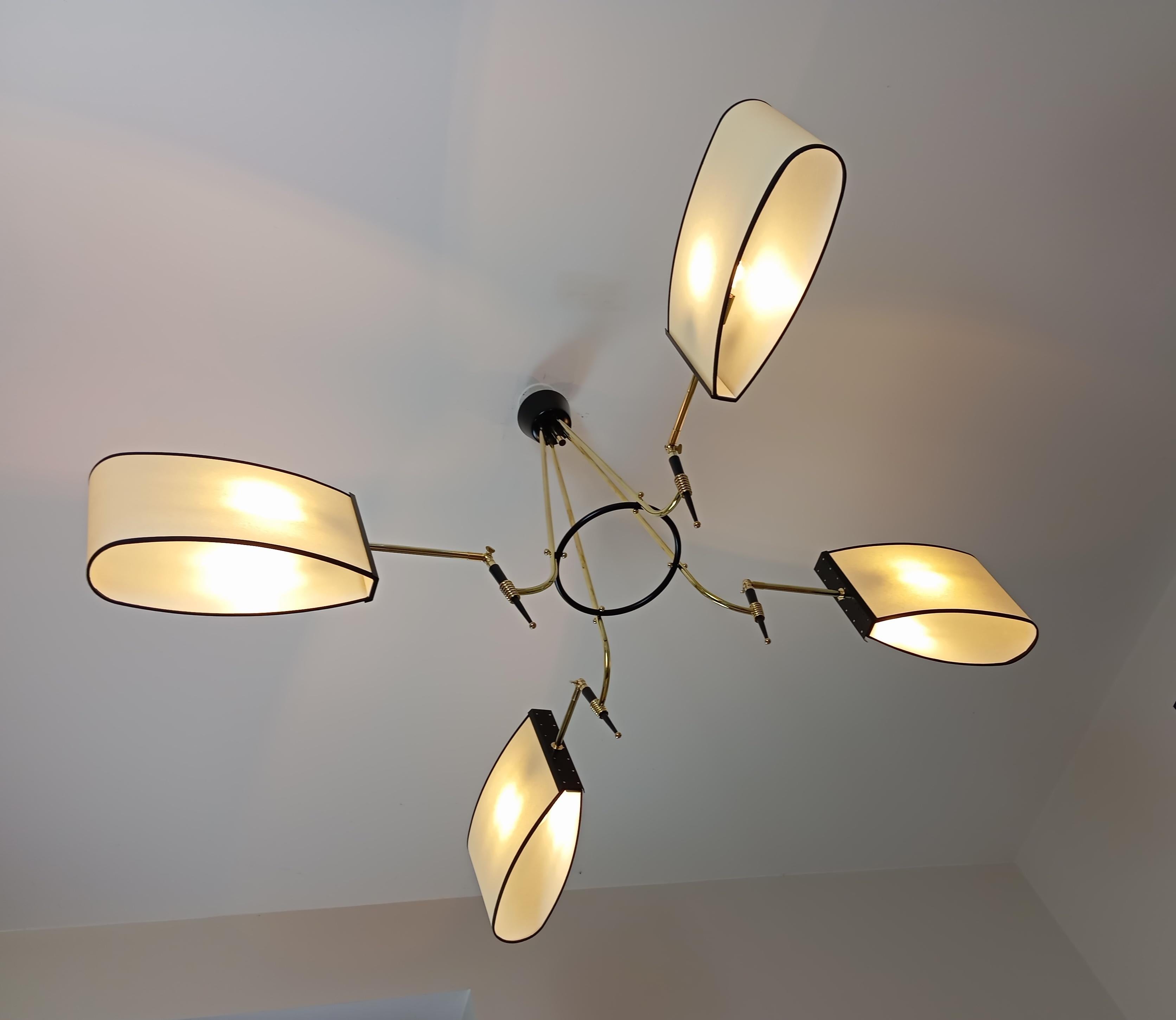 XX secolo Lampadario in ottone a 4 bracci, Maison Lunel circa 1950 in vendita
