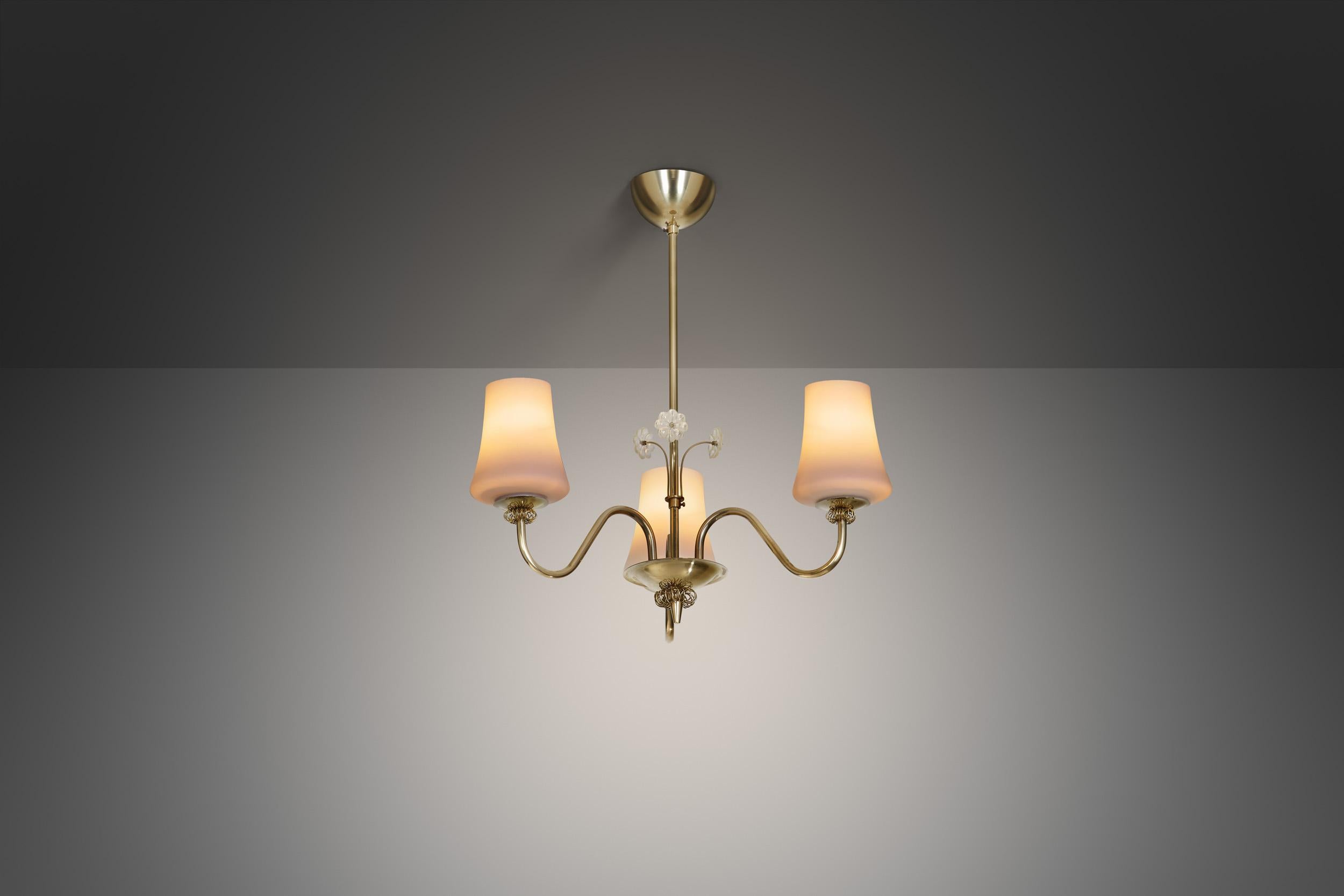 Mid-20th Century Brass Chandelier with Floral Details by Itsu, Finland ca 1950s For Sale