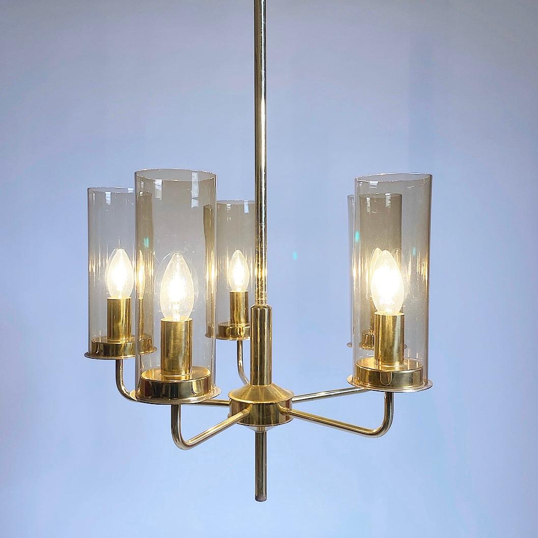 Brass Chandelier with Hand Blown Smoked Glass by Hans Agne Jakobsson, Sweden In Good Condition For Sale In Haderslev, DK