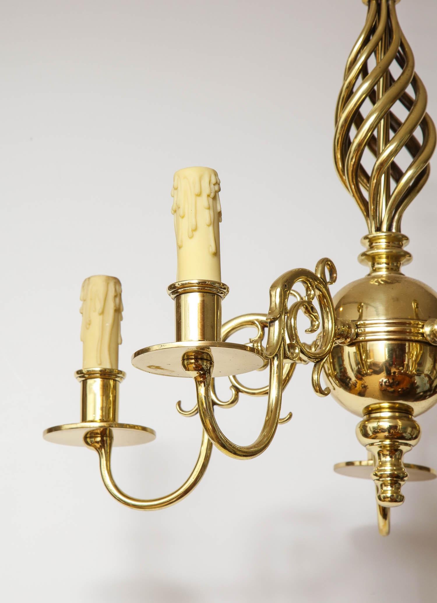 Brass Chandelier with Open Spiral Centre In Good Condition In Greenwich, CT