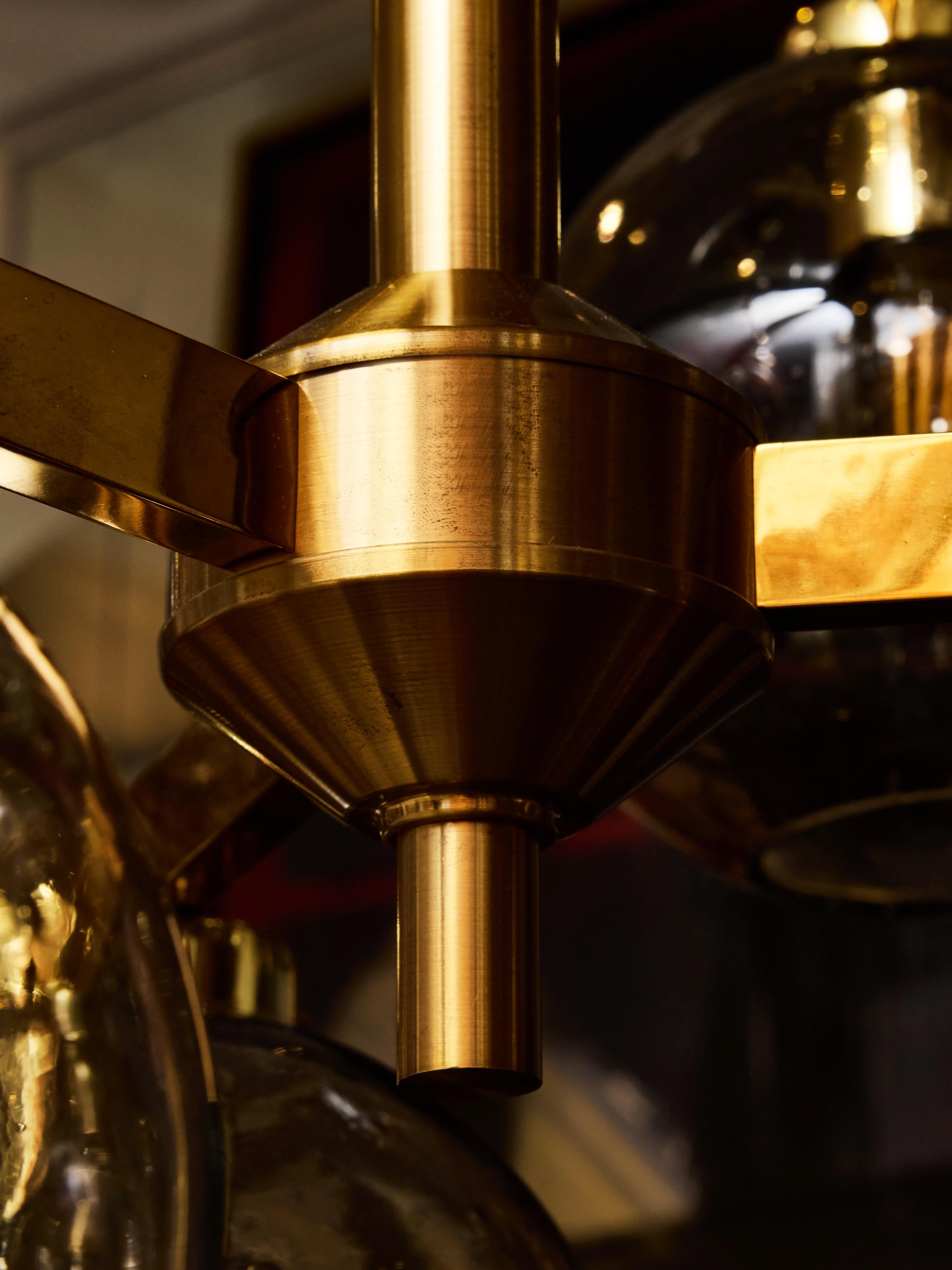 Lustres en laiton avec globes en verre fumé par Holger Johansson pour Westal en vente 1