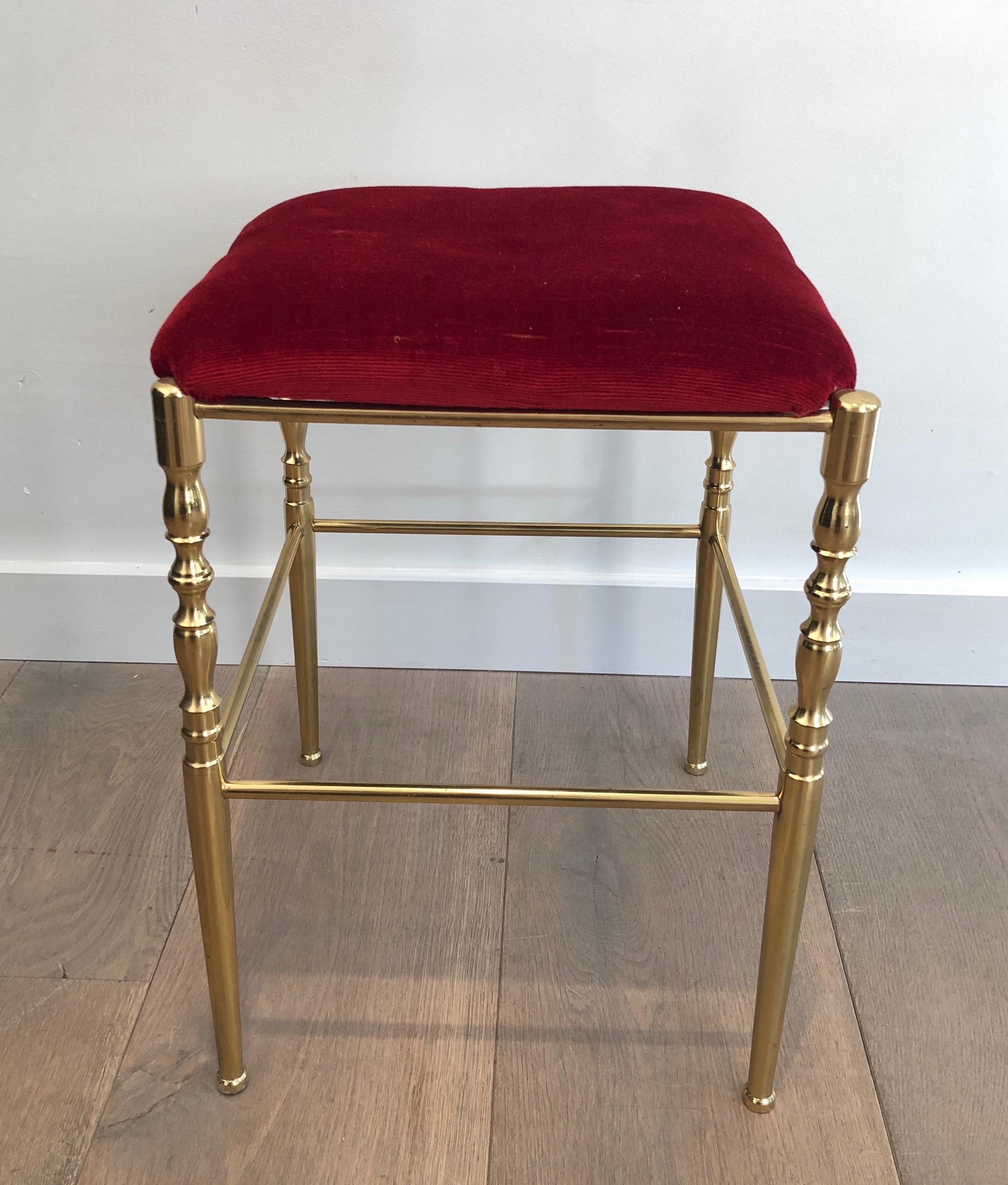 Sedia e sgabello Chiavari in ottone, sedili rivestiti in velluto verde. Lavoro italiano. in vendita 8