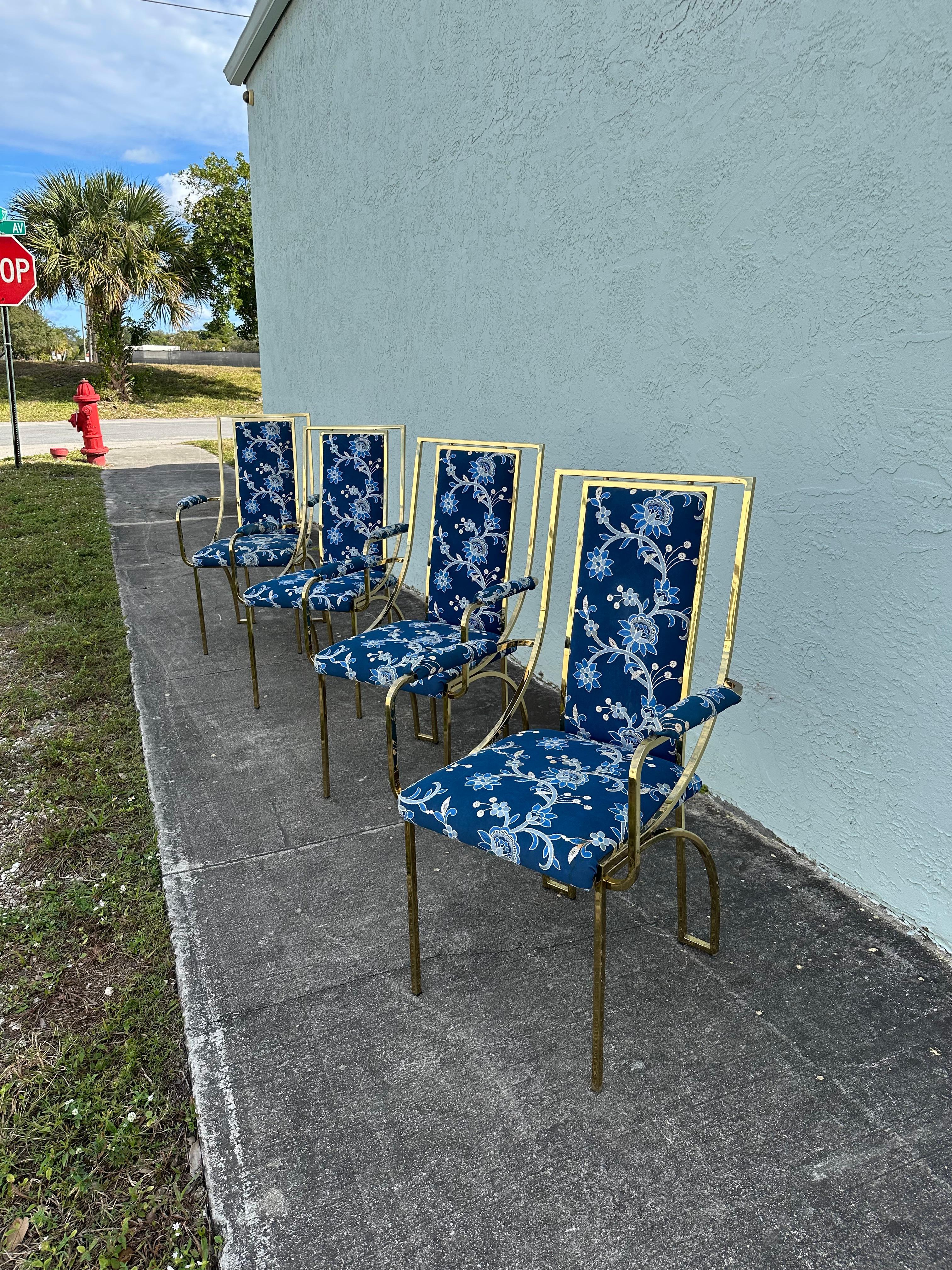 Sedie da pranzo floreali in ottone blu e bianco attribuite a Milo Baughman In condizioni buone in vendita a Fort Lauderdale, FL