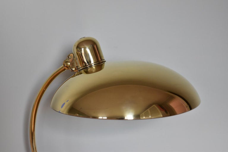 Brass Christian Dell Table Lamp 6631 Desk Lamp by Kaiser Idell Bauhaus, Germany In Good Condition For Sale In Krefeld, DE