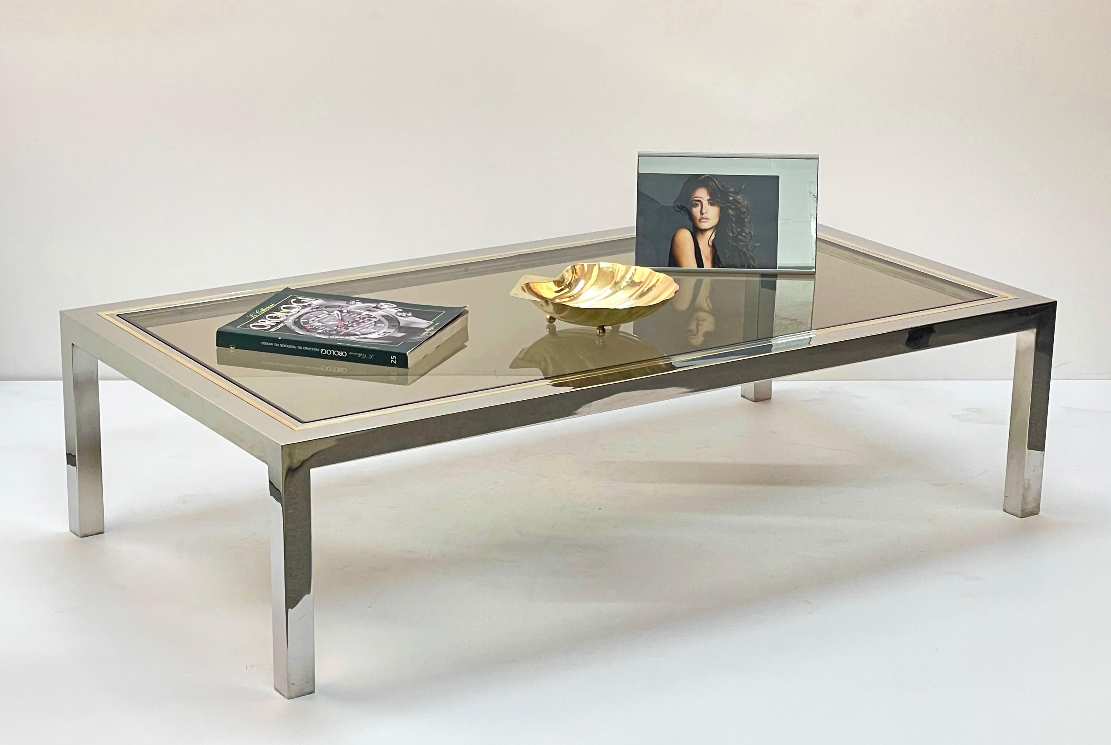 Rechteckiger italienischer Couchtisch aus Messing, Chrom und Glas nach Romeo Rega, 1970er Jahre im Angebot 8