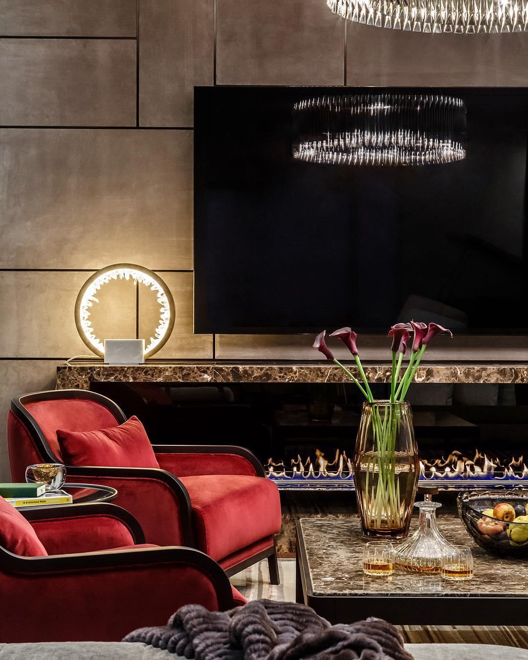 Lampada da tavolo in ottone Circle Natural Uncut Crystal Marble di Christopher Boots in vendita 7