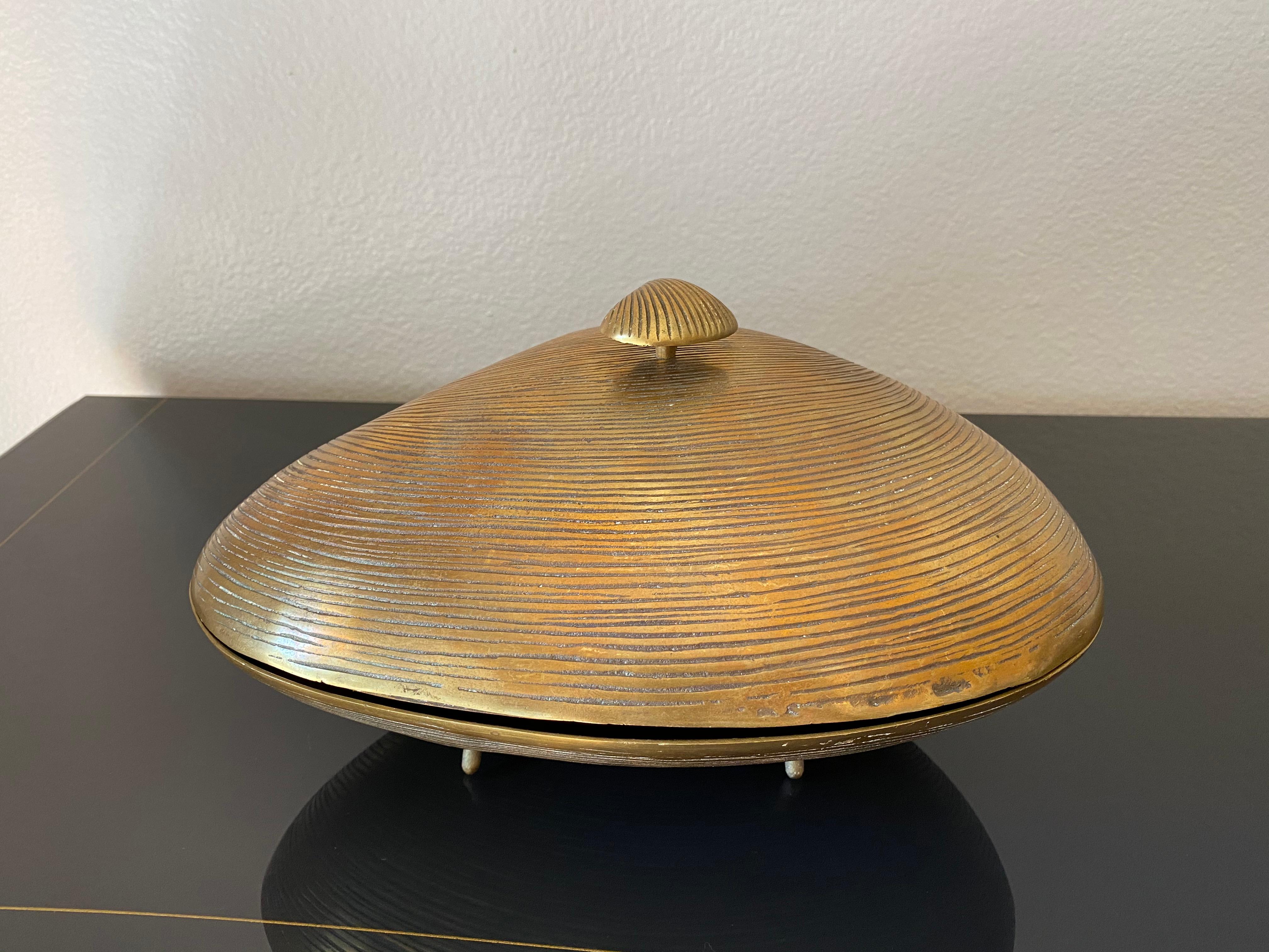 Hollywood Regency Brass Clam Shell Cachepot Catch All