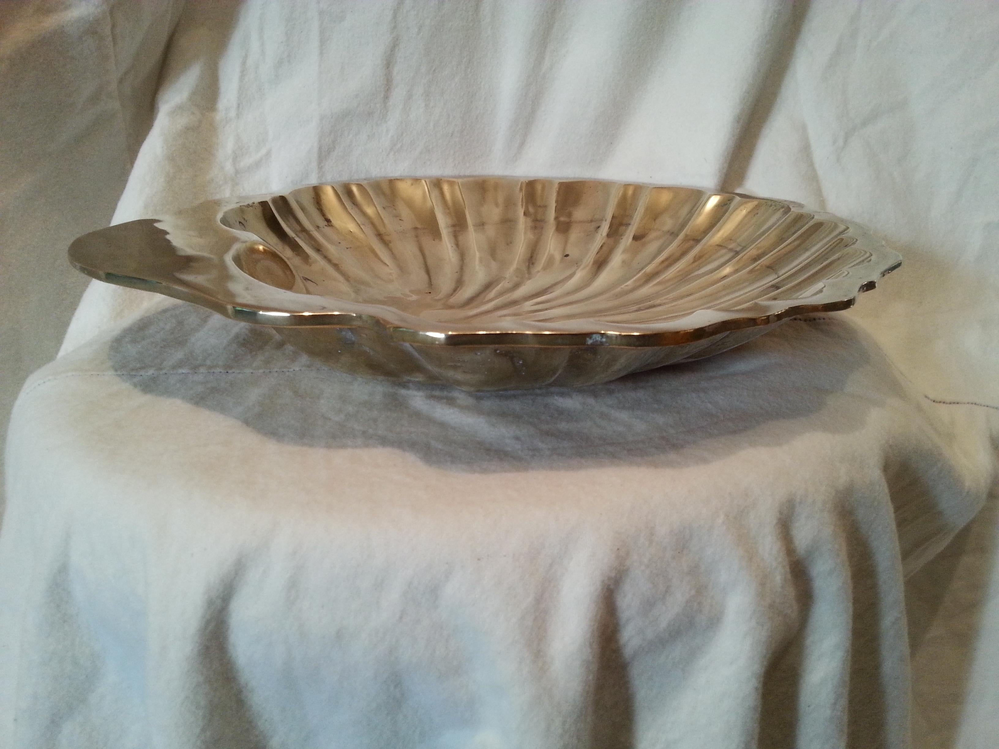 19th Century Brass Clam Shell Dish For Sale