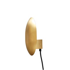 Brass Clam Wall Lamp by 101 Copenhagen