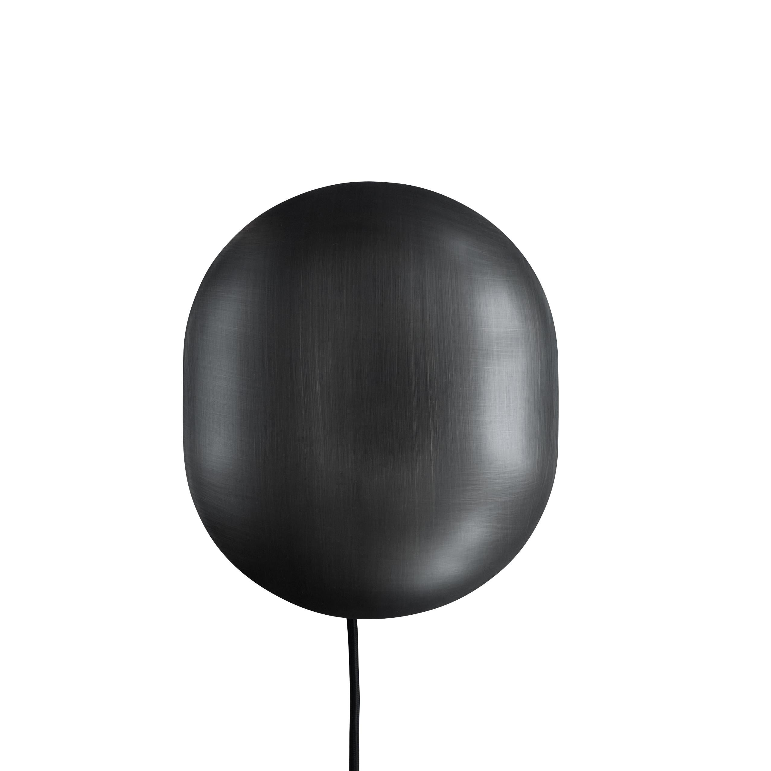XXIe siècle et contemporain Lampe murale Clam en laiton par 101 Copenhagen en vente