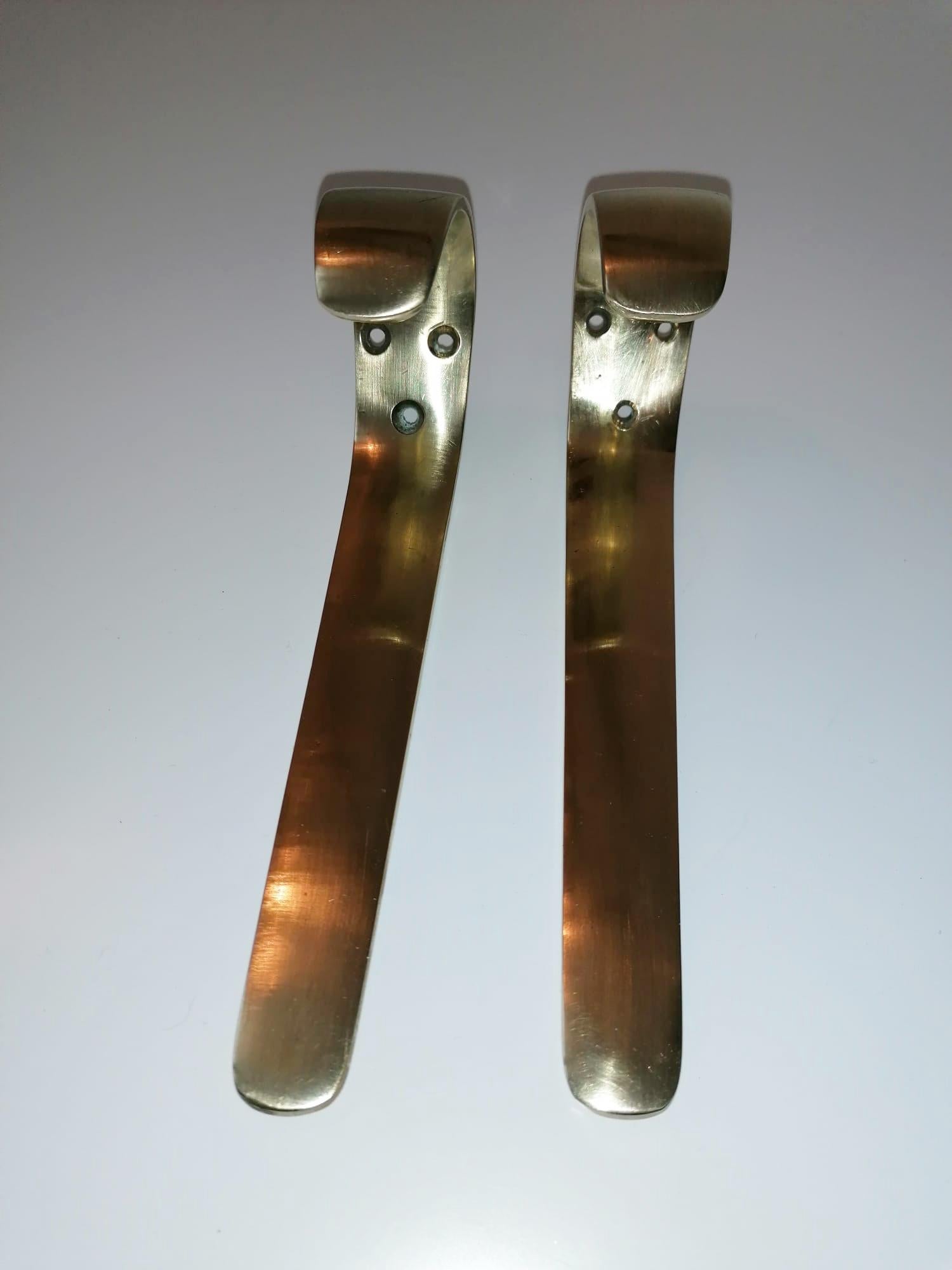 Brass Coat Wall Hooks a Set of Two In Good Condition For Sale In Vienna, AT
