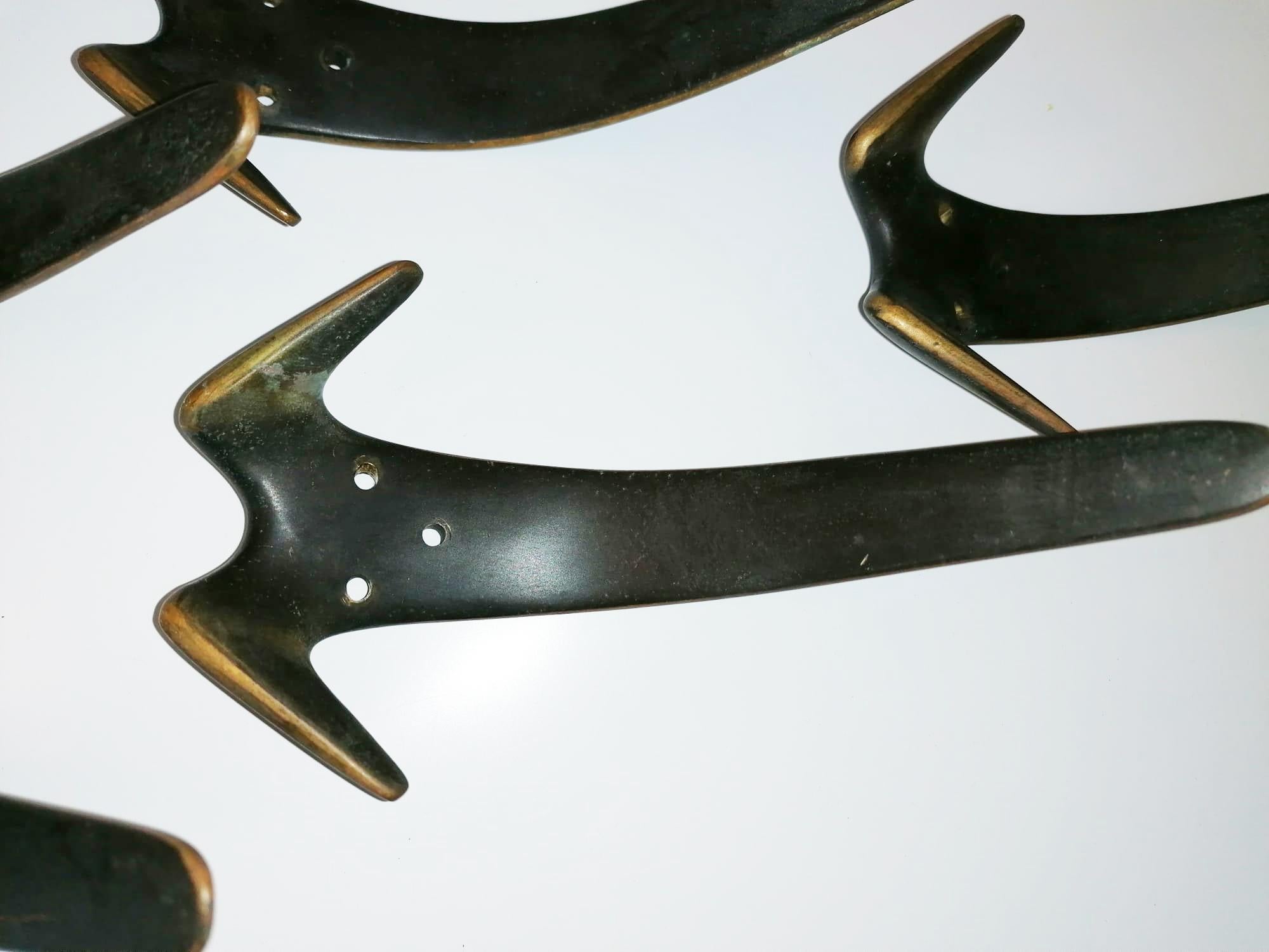Ganci da parete in ottone di Carl Auböck in vendita 8