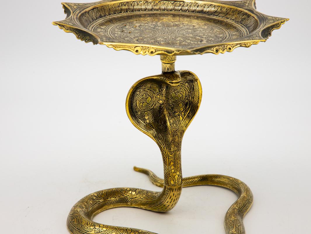 Brass Cobra Dish In Good Condition In South Salem, NY