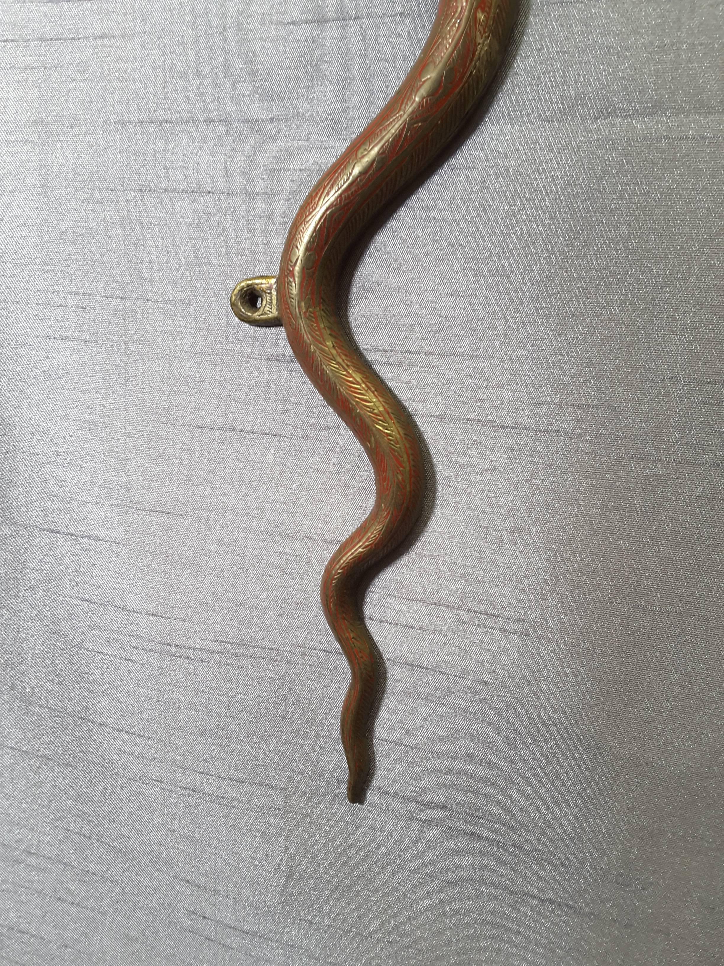 Mid-20th Century Brass Cobra Sconce Engraved Decoration with Red Detailing, circa 1960s