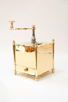 Kaffeemühle aus Messing Wien um 1920