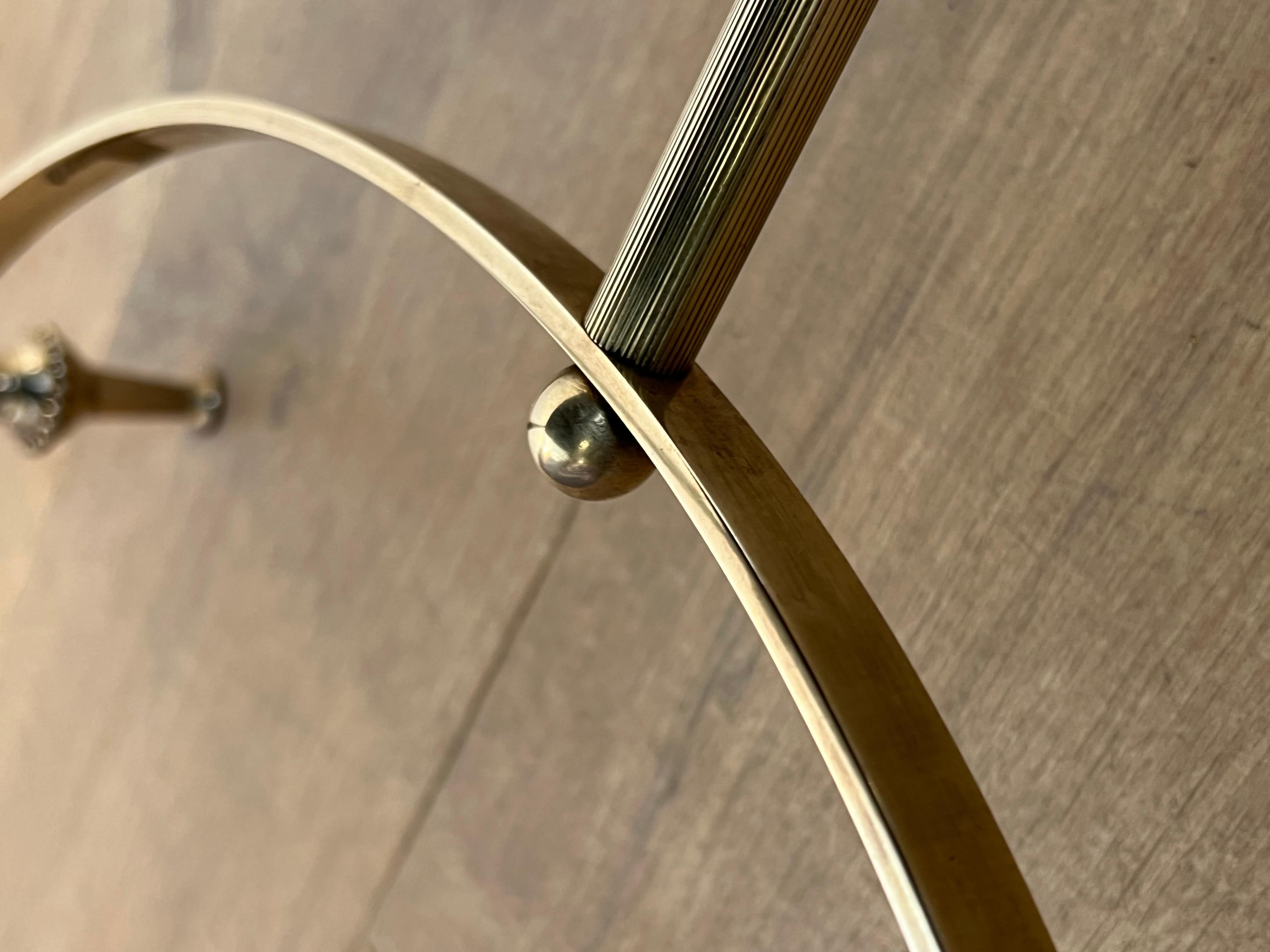 Table basse en laiton avec plateau en verre laqué noir par Maison Jansen en vente 7