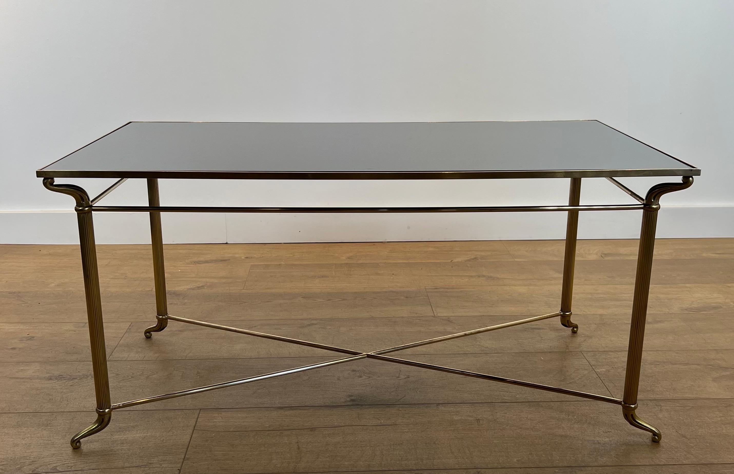 Néoclassique Table basse en laiton avec plateau en verre laqué noir dans le style de Maison Jansen en vente