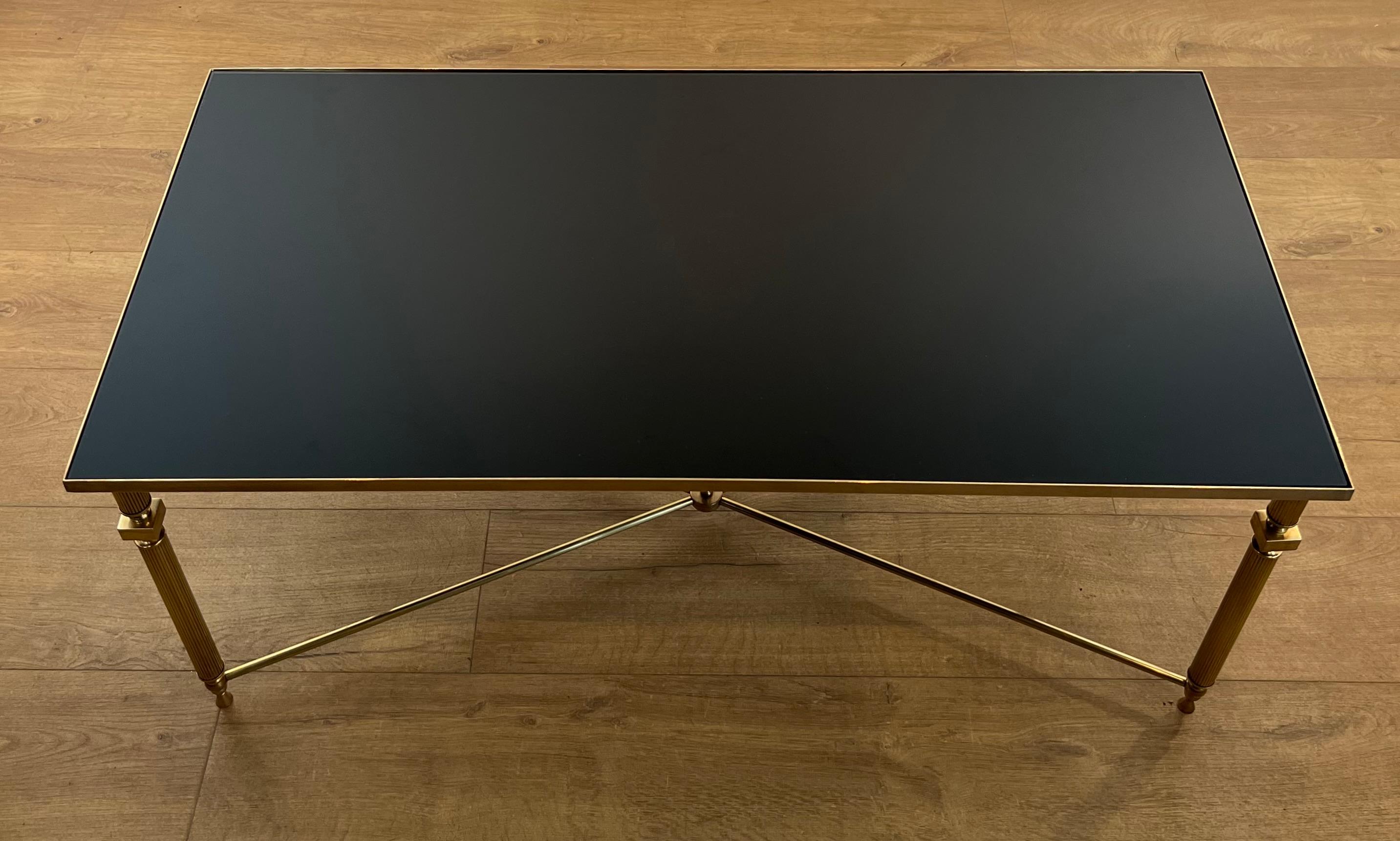 Brass Coffee Table with Black Lacquered Glass Top in the Style of Maison Jansen In Good Condition In Marcq-en-Barœul, Hauts-de-France