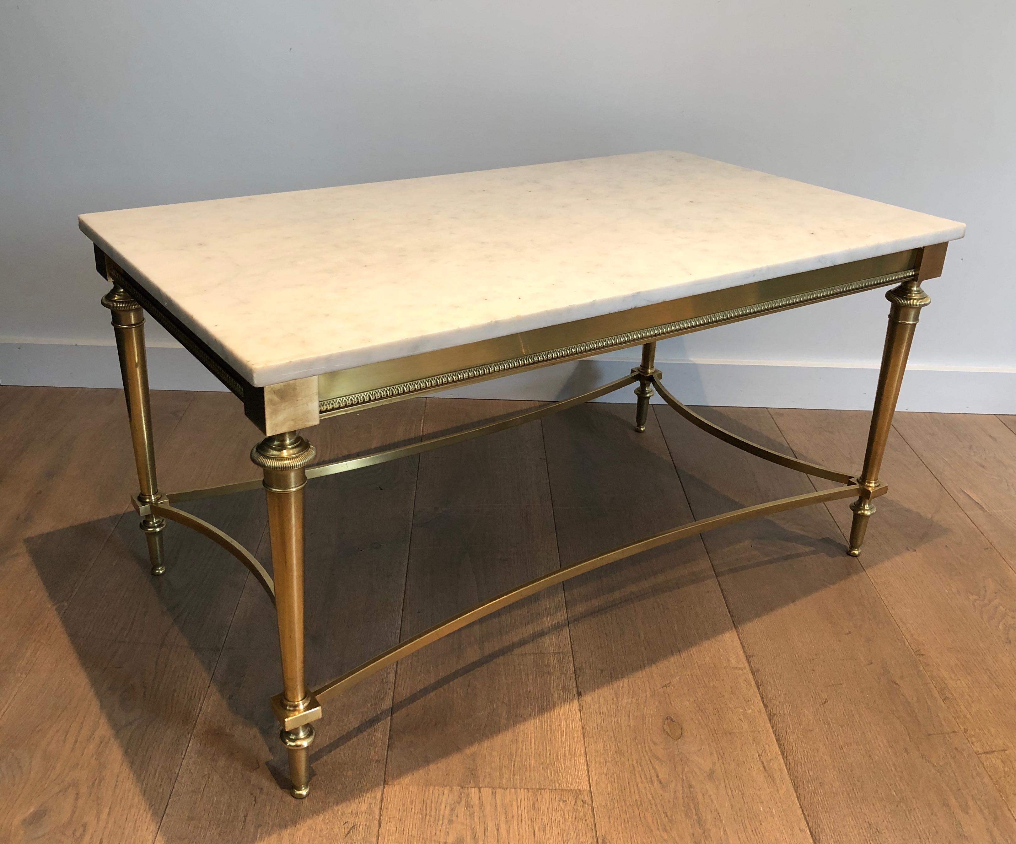 Neoclassical Brass Coffee Table with Carrara White Marble Top By Maison Ramsay For Sale