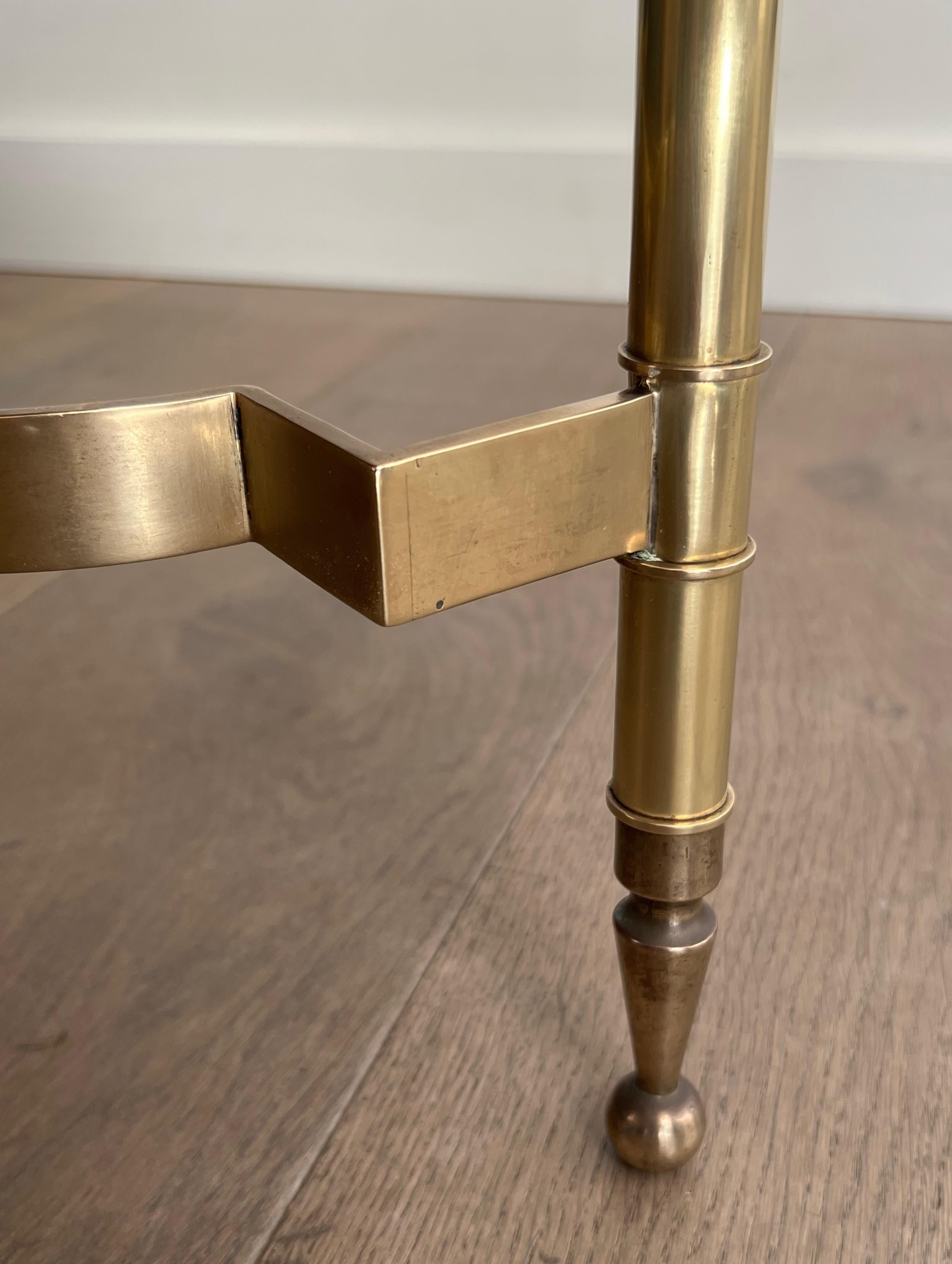 Table basse en laiton avec plateau en marbre par Maison Jansen en vente 4
