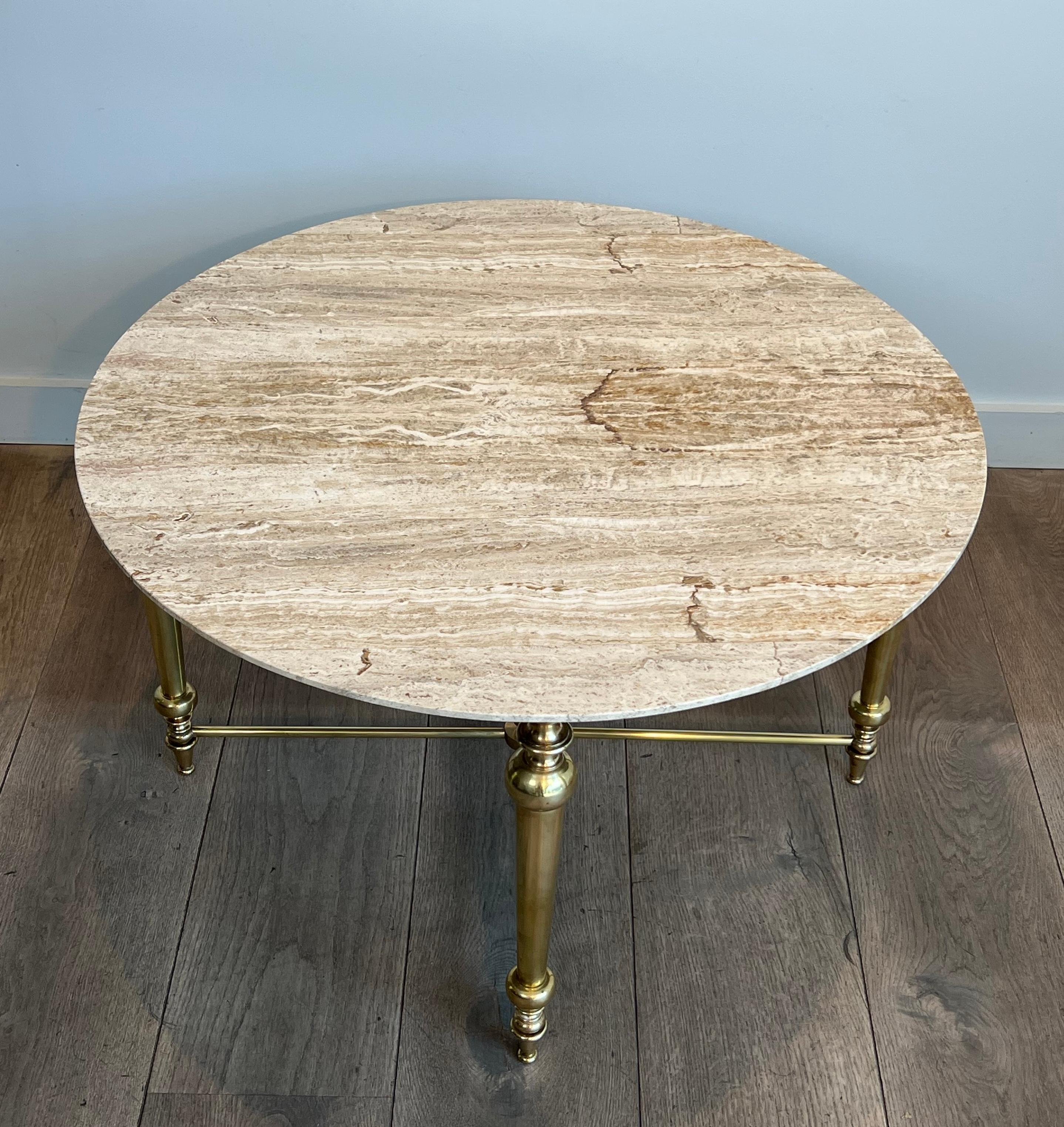 Brass Coffee Table with Travertine Top in the Style of Maison Ramsay In Good Condition For Sale In Marcq-en-Barœul, Hauts-de-France
