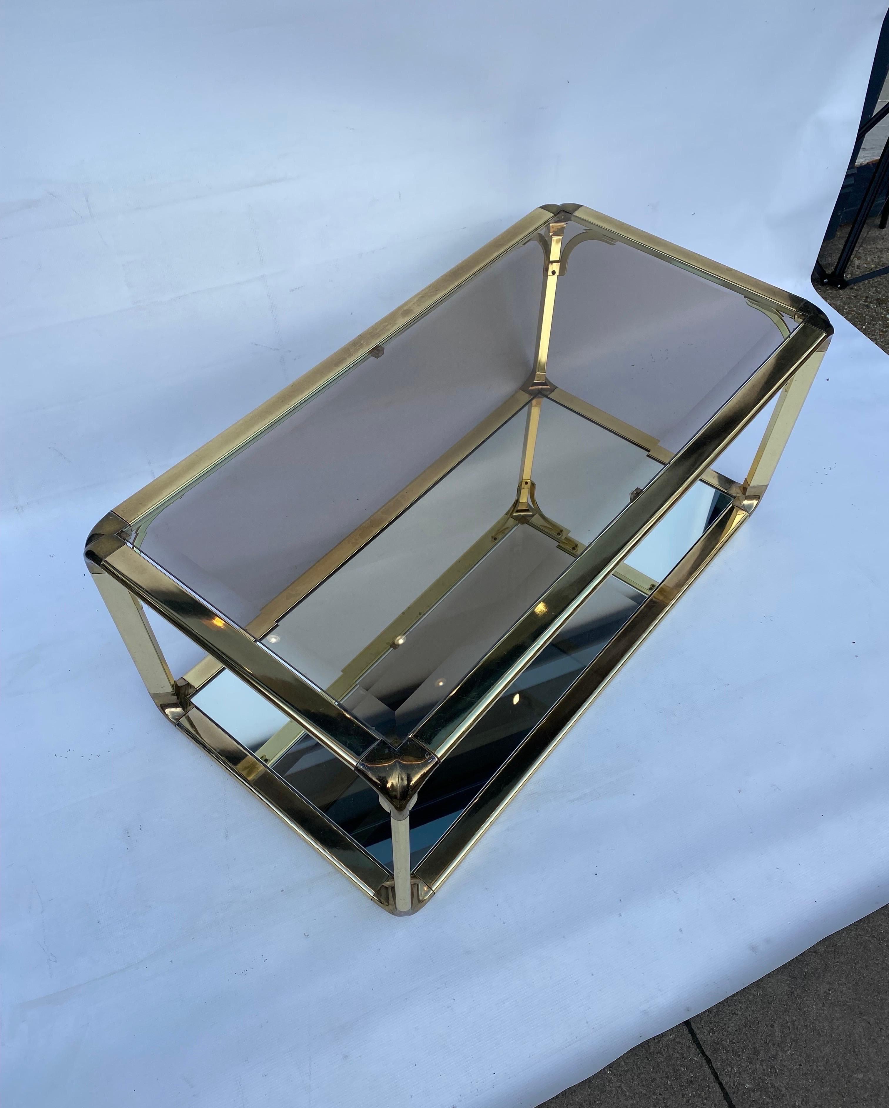 italien Table basse à deux niveaux avec miroir en verre Hollywood Regency, années 1970, Italie en vente