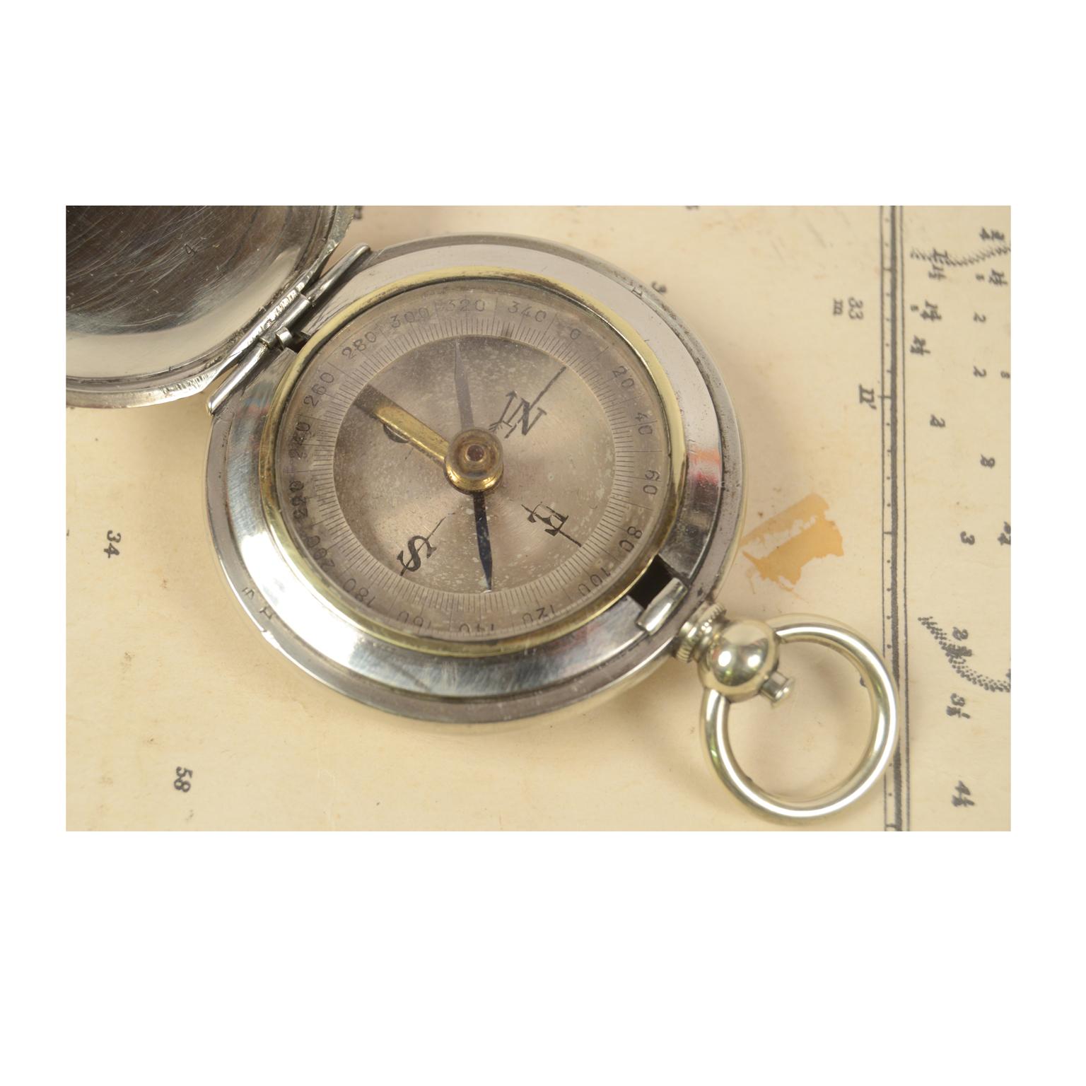 Brass  Magnetic Pocket Compass French Manufacture, 1920s with goniometric circle 1