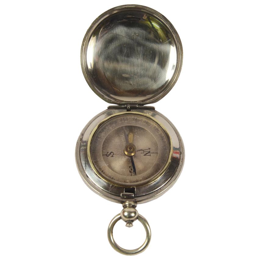 Brass  Magnetic Pocket Compass French Manufacture, 1920s with goniometric circle