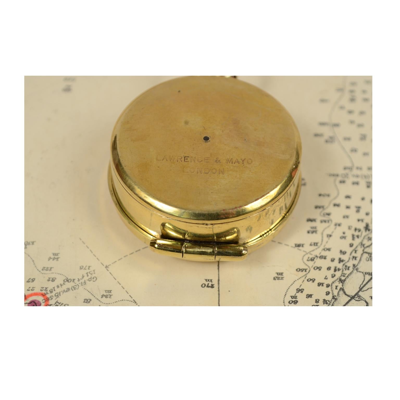 Brass Compass Made in England in the Early 1900s with its Leather Case 2
