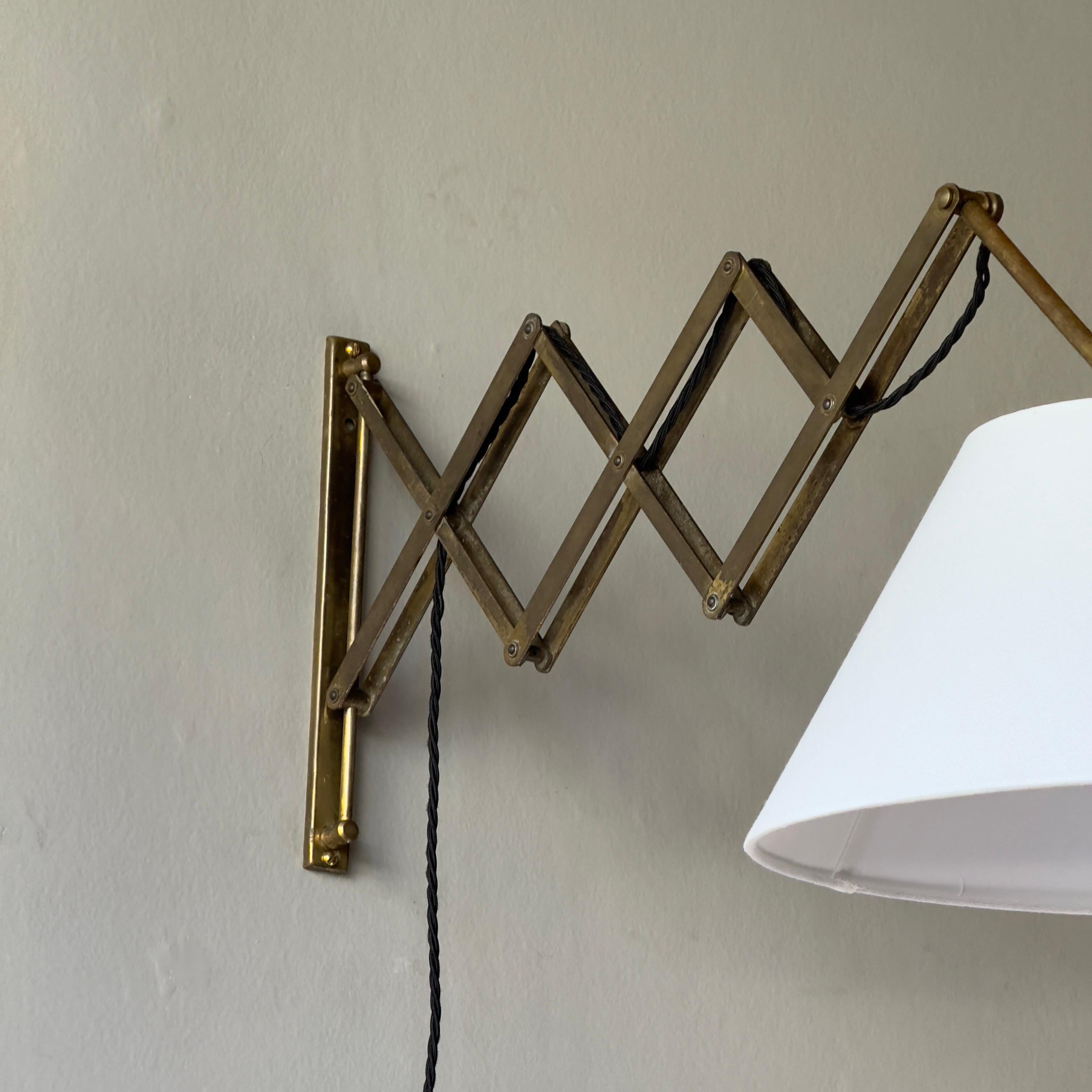 Italian Brass Concertina Wall Light, Italy, 1950s
