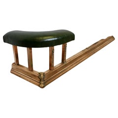 Parafango da club Art Deco in ottone e pelle verde rame