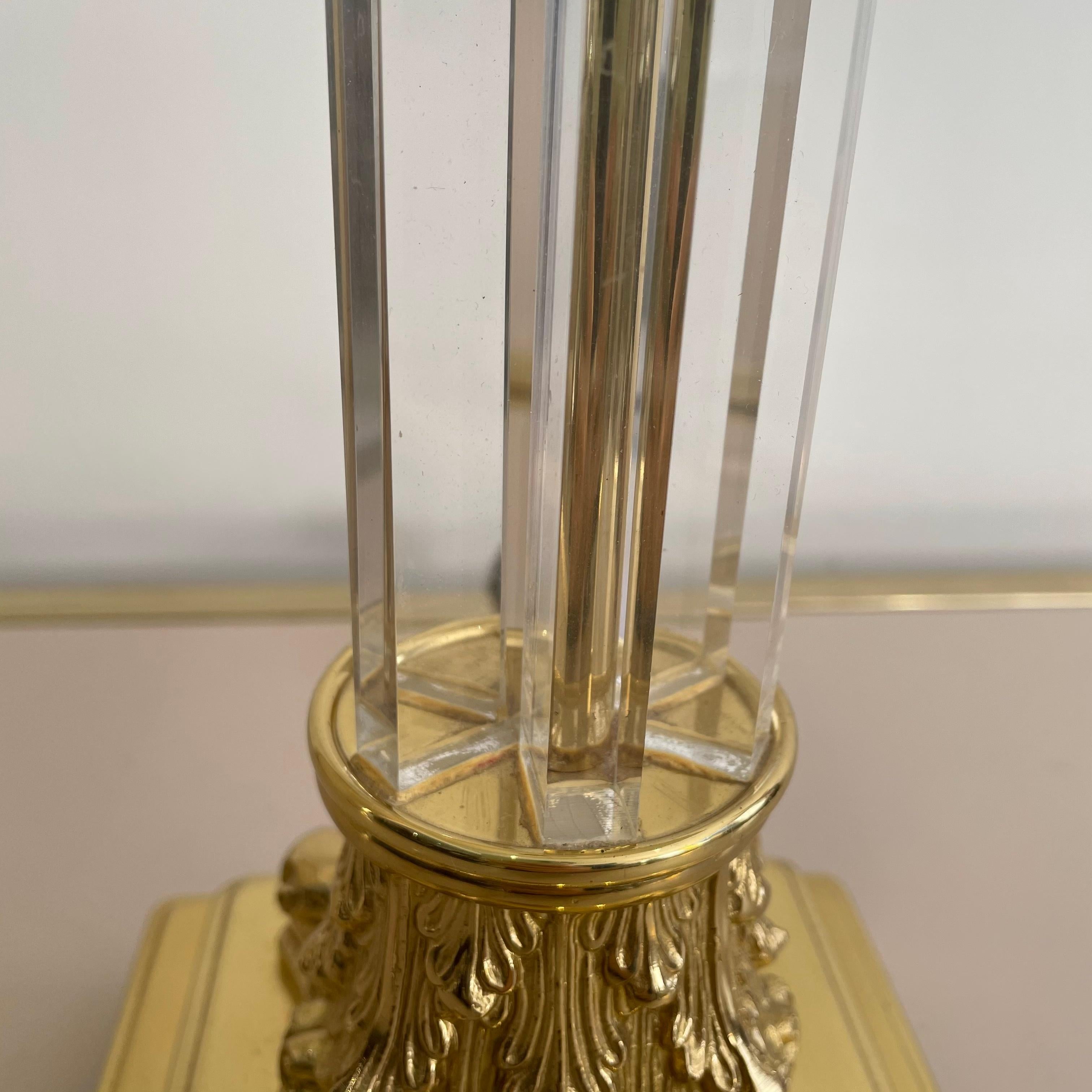 Brass Corinthian Lucite Column Table Lamp 1970s Hollywood Regency Postmodern For Sale 6