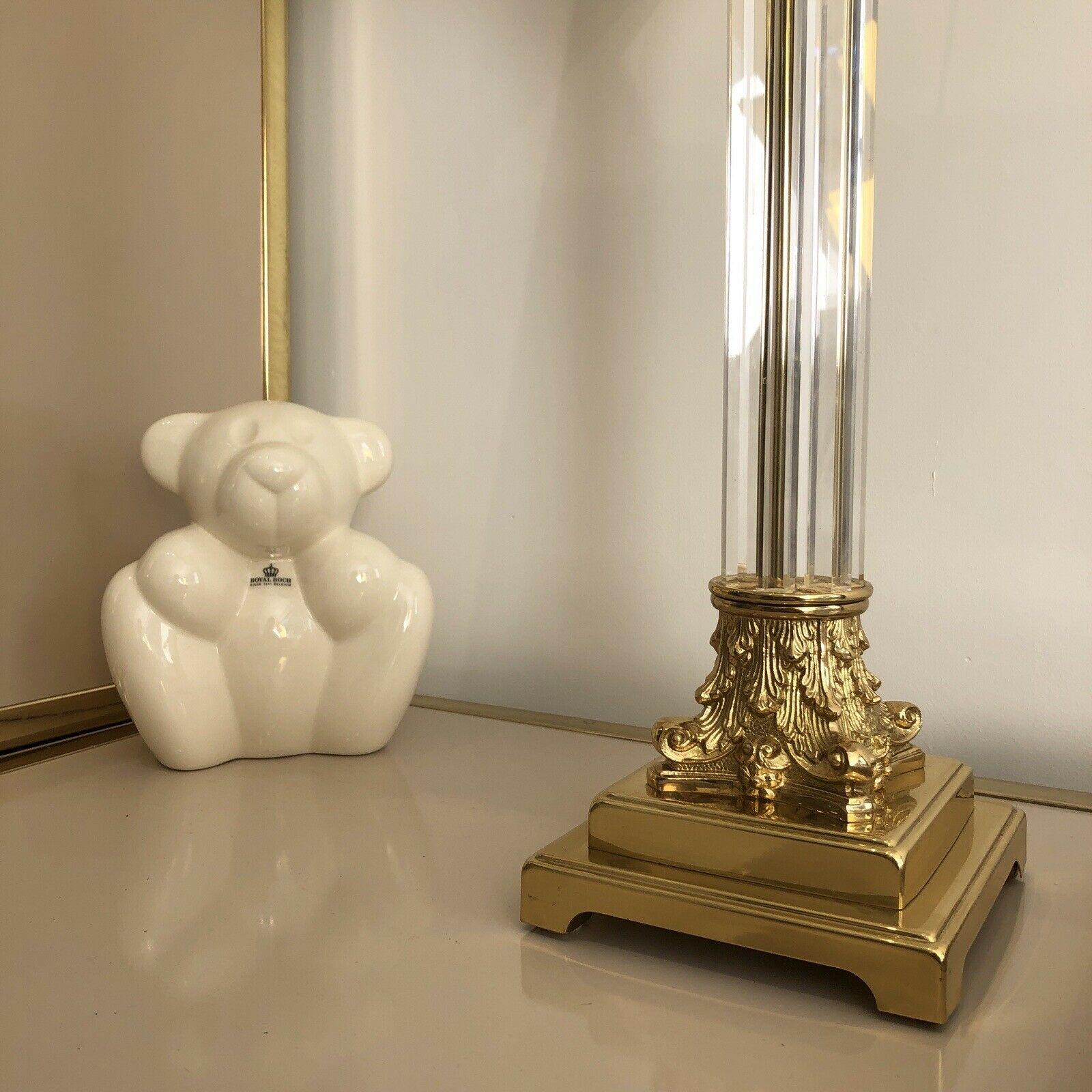 Brass Corinthian Lucite Column Table Lamp 1970s Hollywood Regency Postmodern For Sale 4