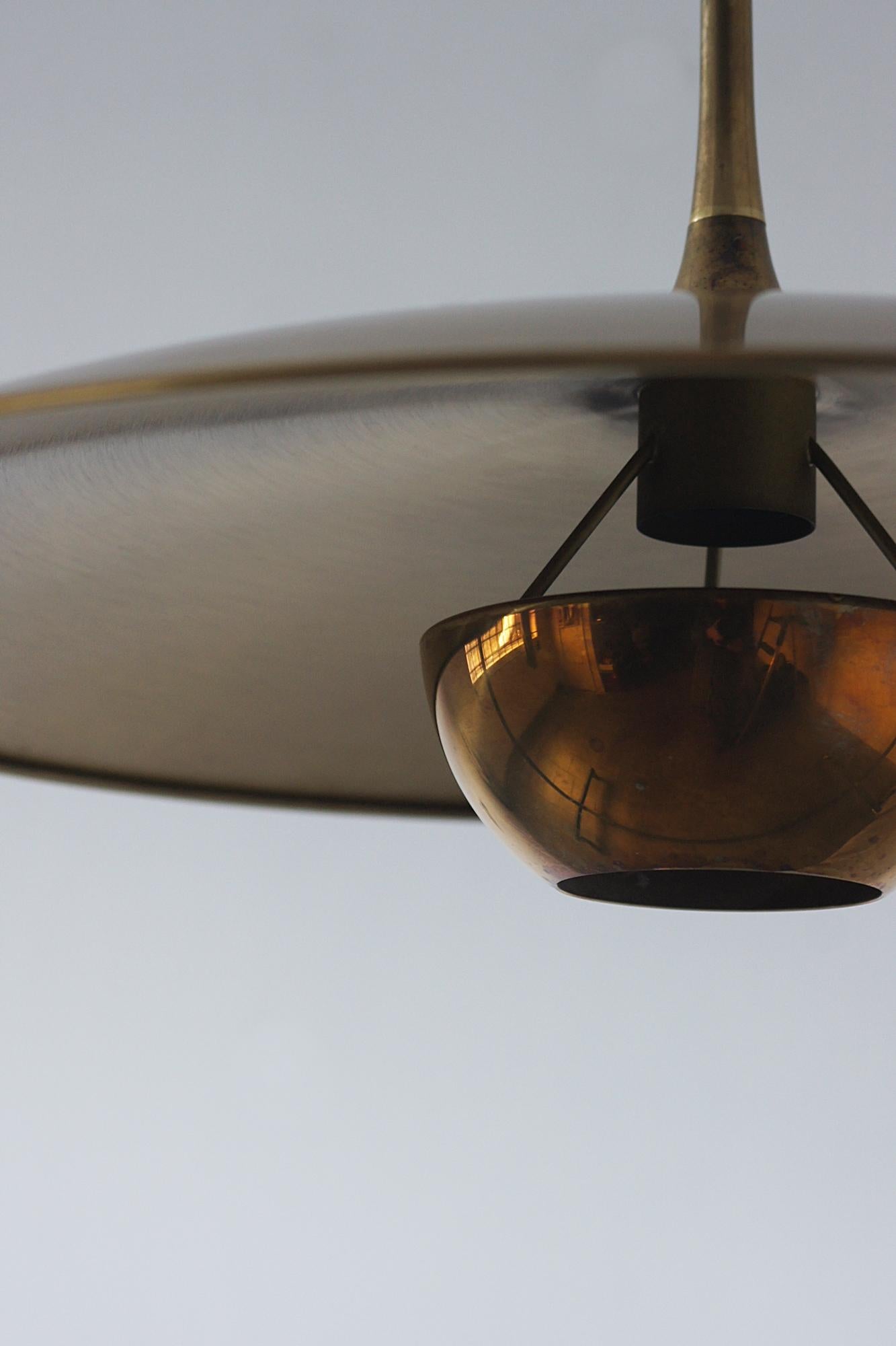 Brass Counterbalance Pendant Lamp by Florian Schulz In Good Condition In KUTNO, PL