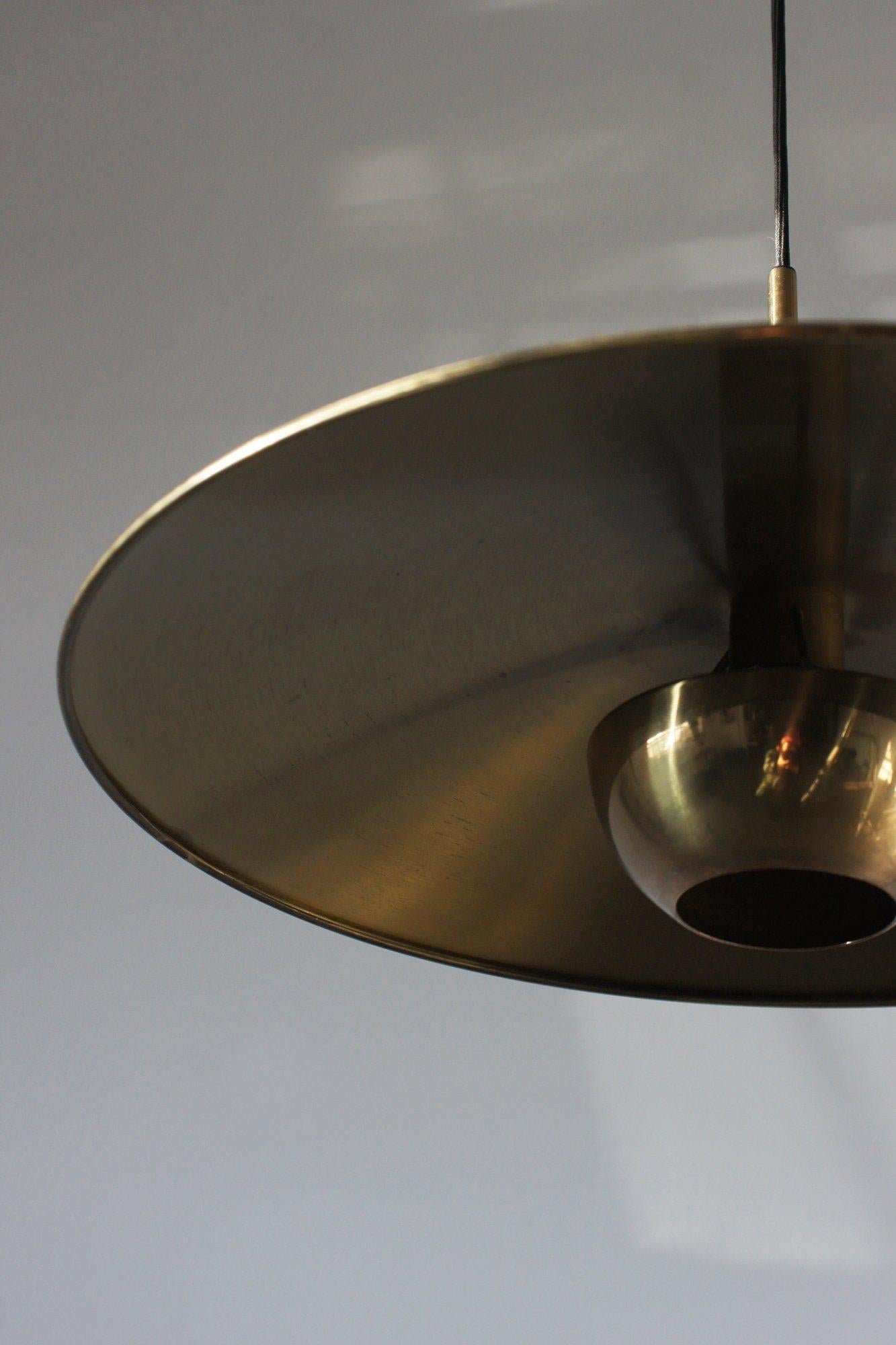 German Brass Counterbalance Pendant Lamp Model Onos 55 by Florian Schulz