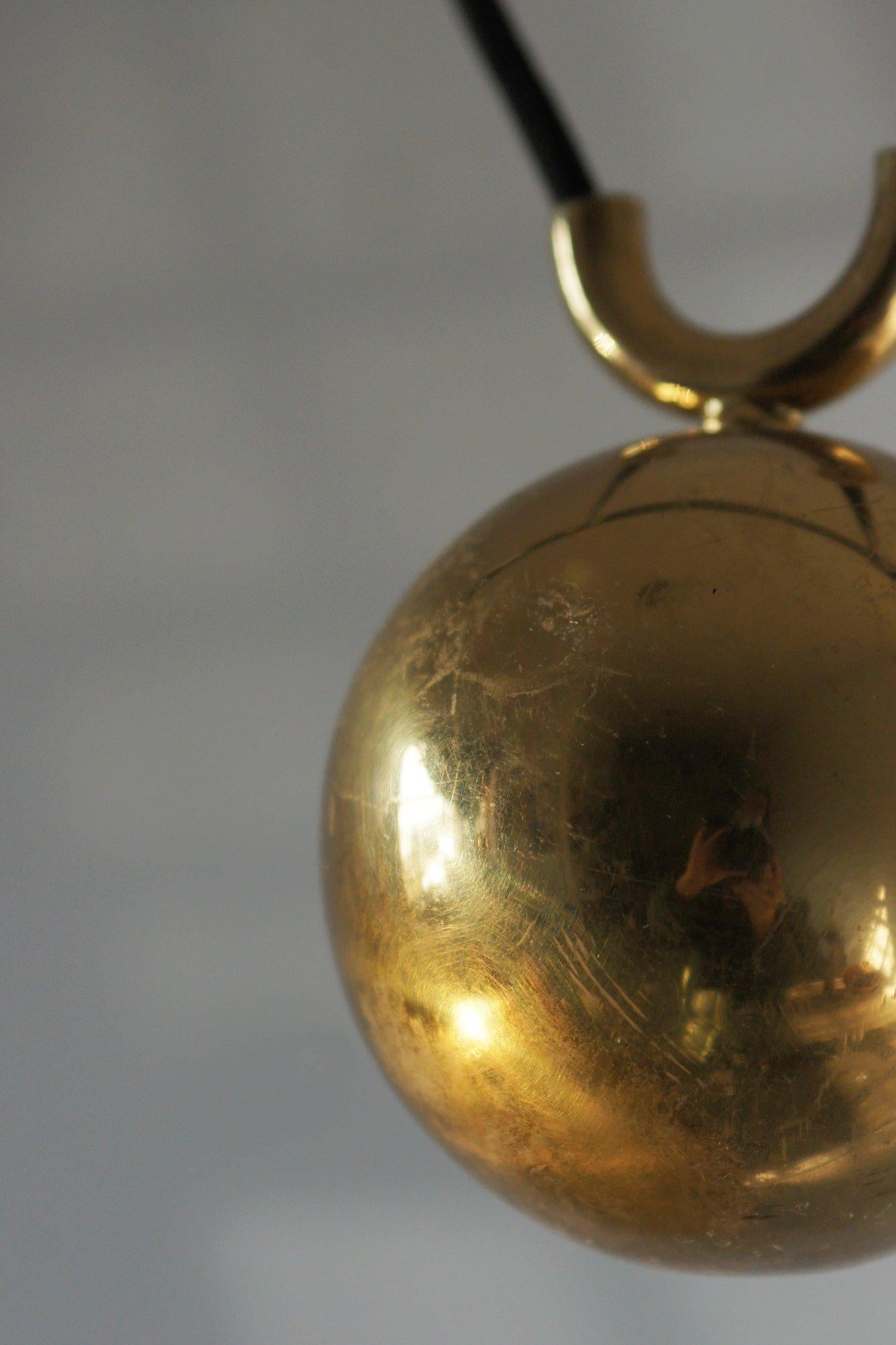 Brass Counterbalance Pendant Lamp Model Onos 55 by Florian Schulz In Good Condition In KUTNO, PL