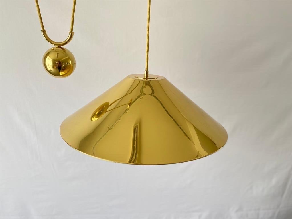 Brass Counterweight Pendant Lamp by WKR, 1970s, Germany In Excellent Condition For Sale In Hagenbach, DE
