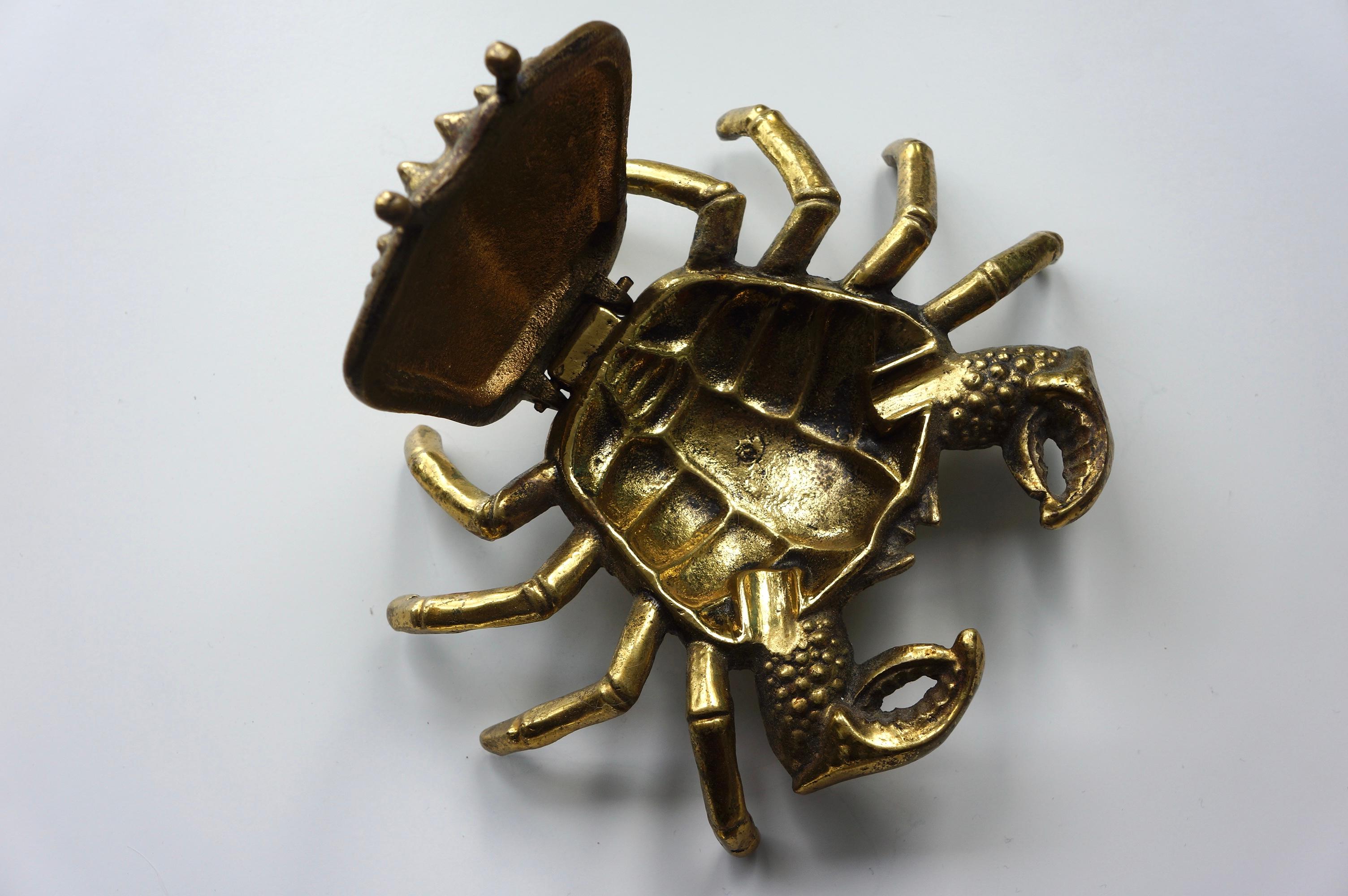 Mid-Century Modern Brass Crab Shaped Decorative Object and Ashtray  For Sale