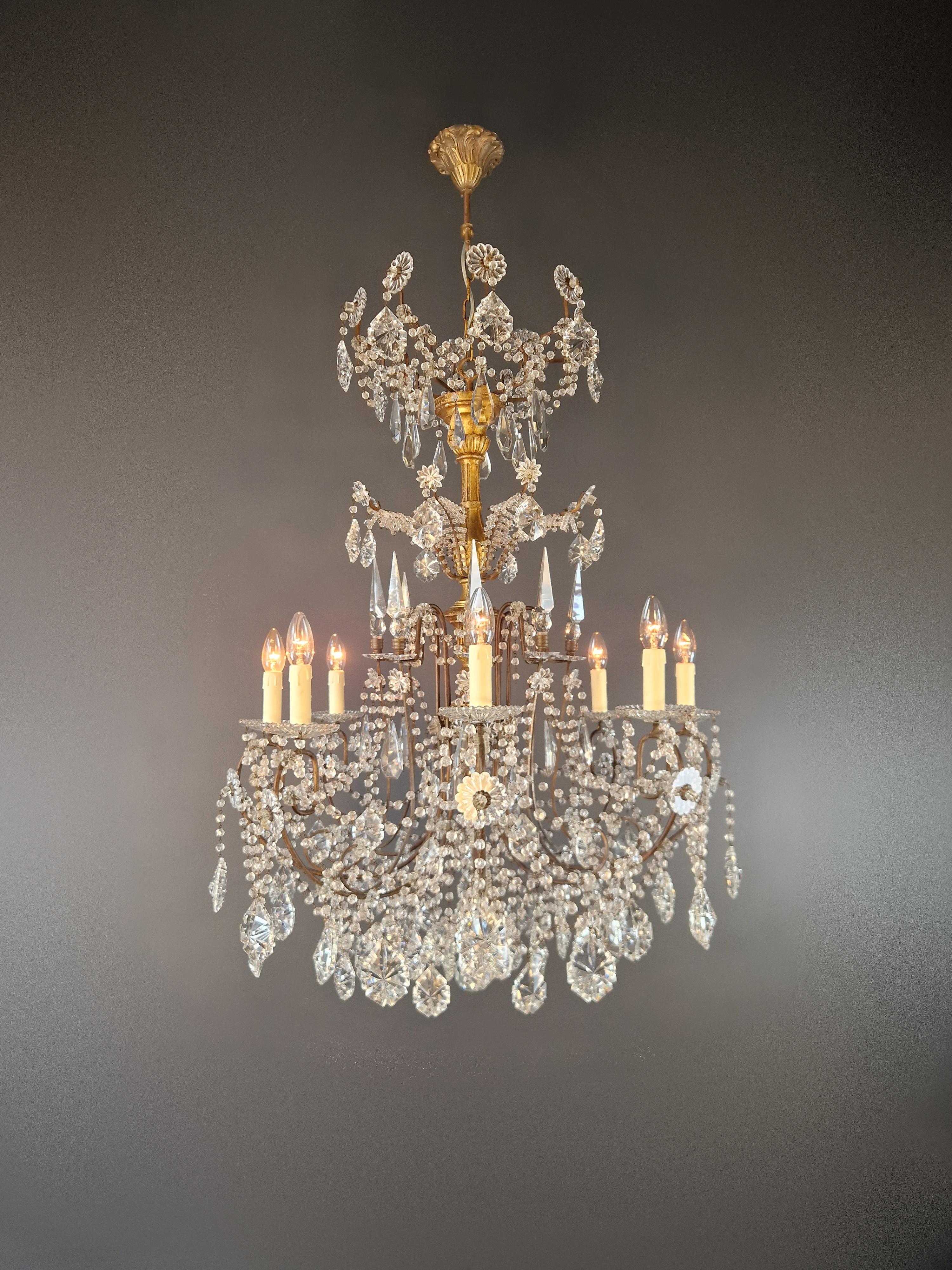 We present to you an exquisite Art Nouveau brass chandelier chandelier ceiling light a real rarity and an antique jewel. This vintage chandelier was lovingly and professionally restored in Berlin and its electrical wiring was adapted for smooth
