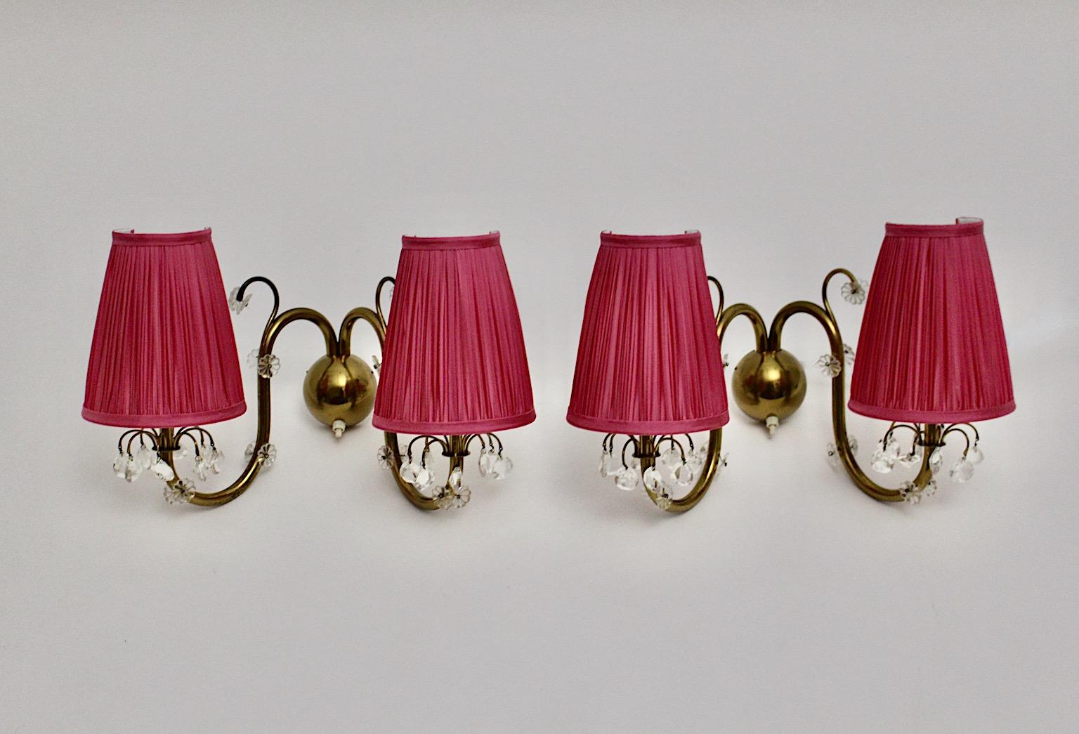 Brass Crystal Glass Pink Mid-Century Modern Pair of Sconce Lobmeyr, Vienna 1950s For Sale 1