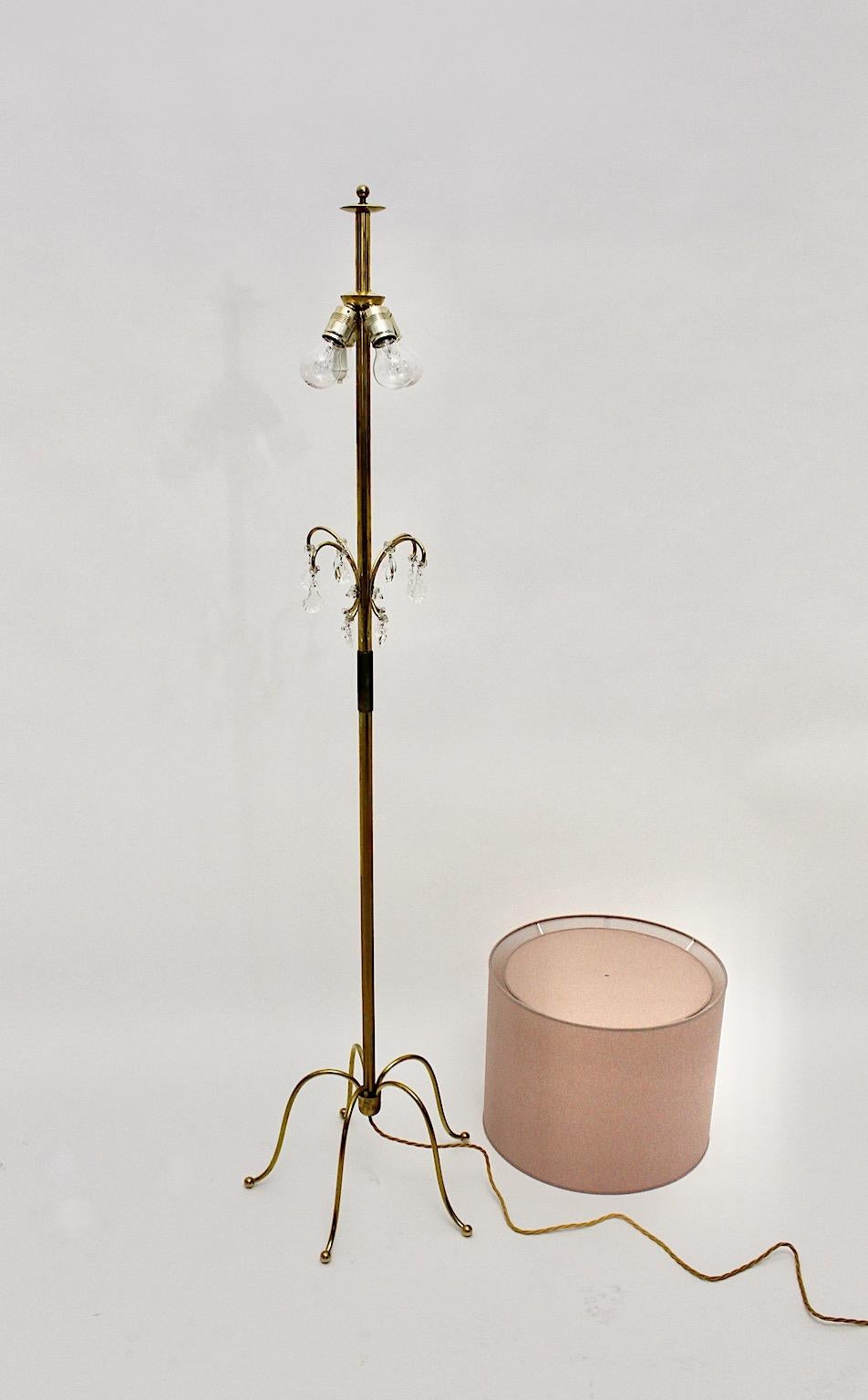 Brass Crystal Glass Vintage Mid-Century Modern Floor Lamp Lobmeyr, 1950, Vienna For Sale 8
