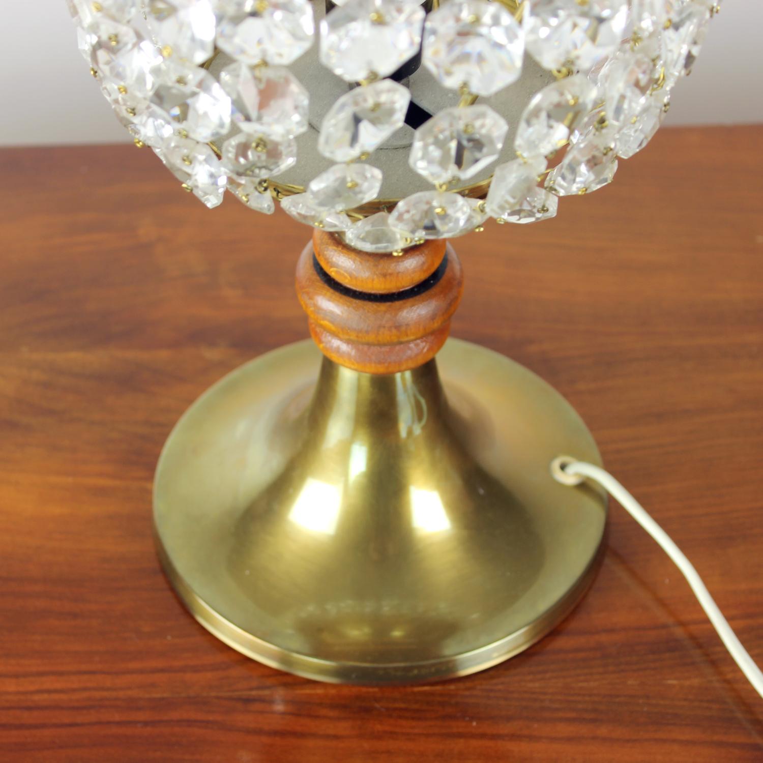 Brass & Crystal Table Lamp, Czechoslovakia 1970s en venta 3