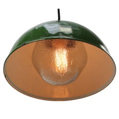 Pendentif en laiton, émail vert foncé, verre dépoli vintage