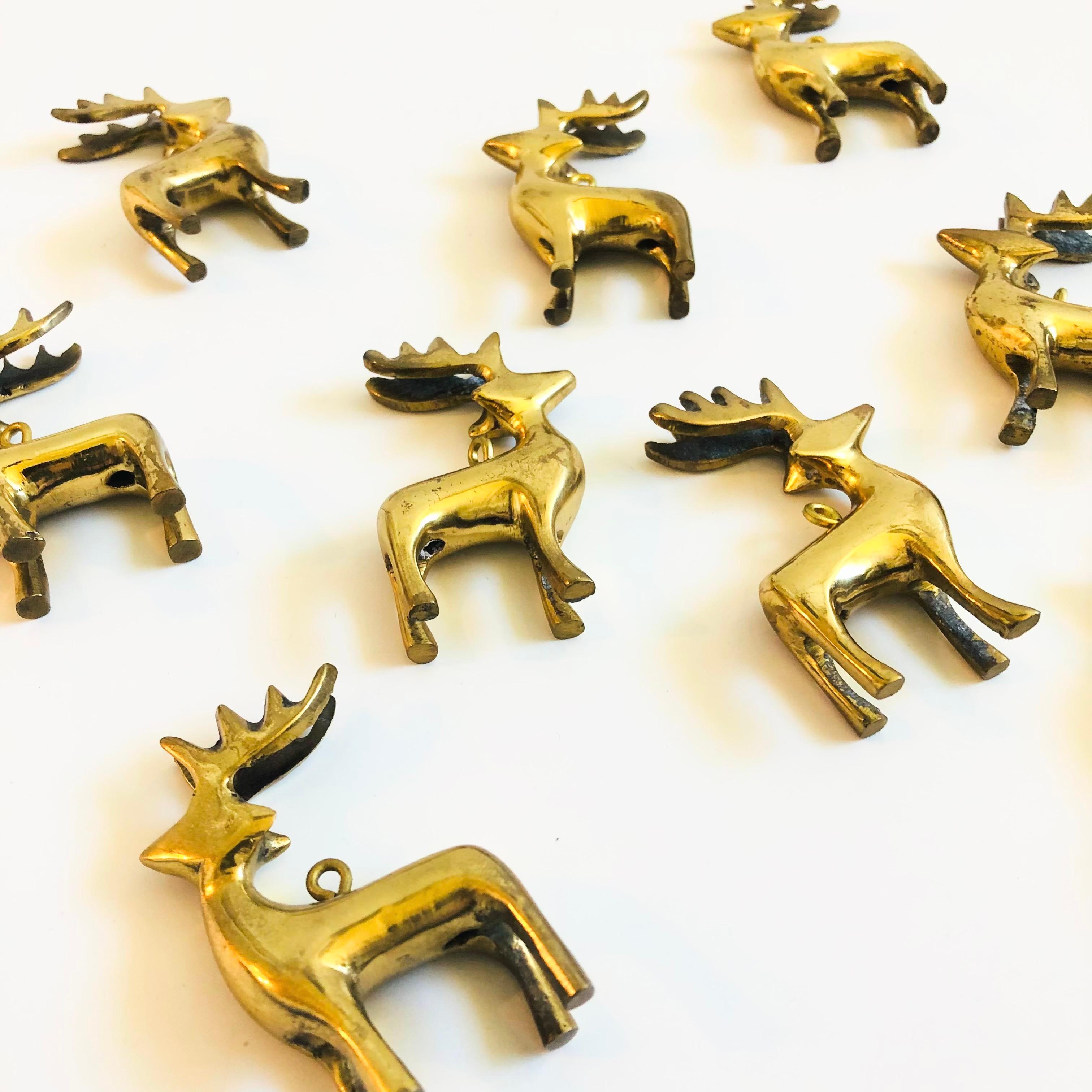 XX secolo Ornamenti per l'albero di cervi in ottone - Set di 9 in vendita