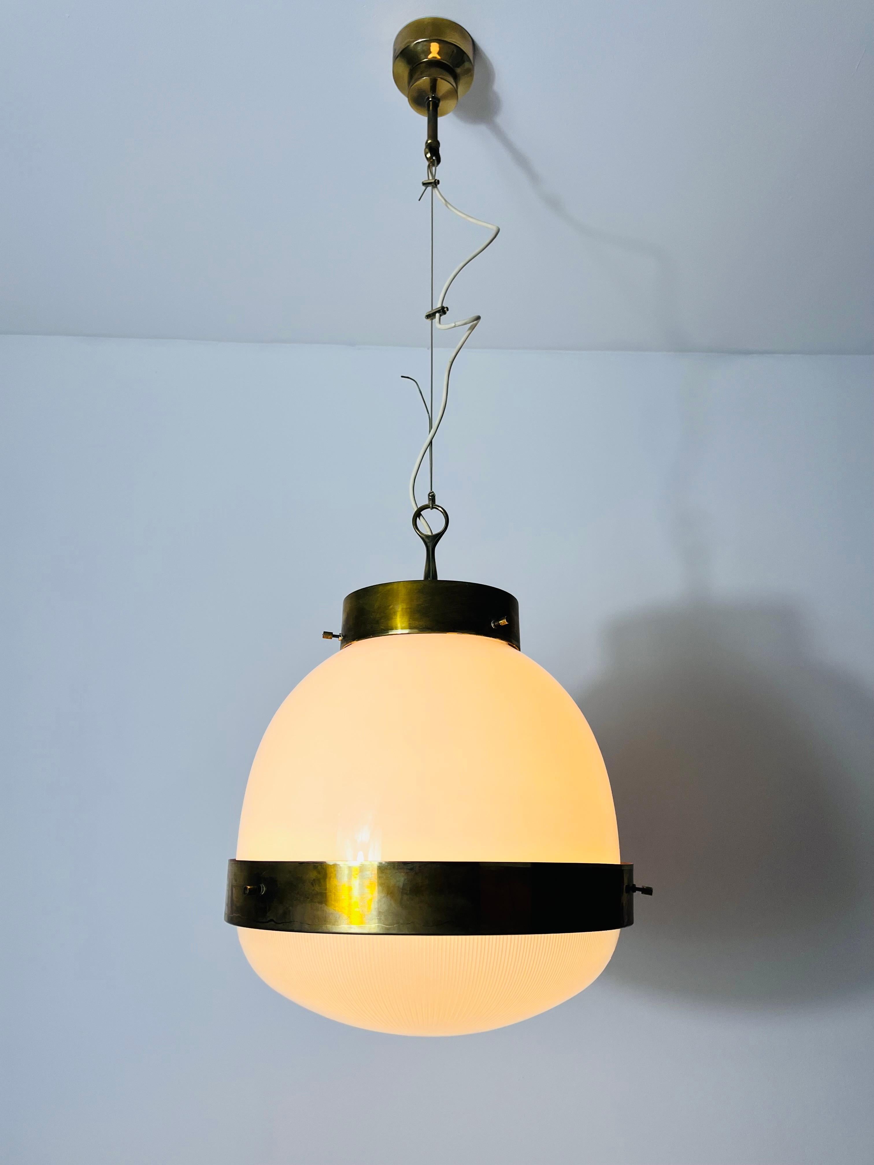 Lustre Delta Grande de Sergio Mazza pour Artemide, Italie, années 1960 en vente 4